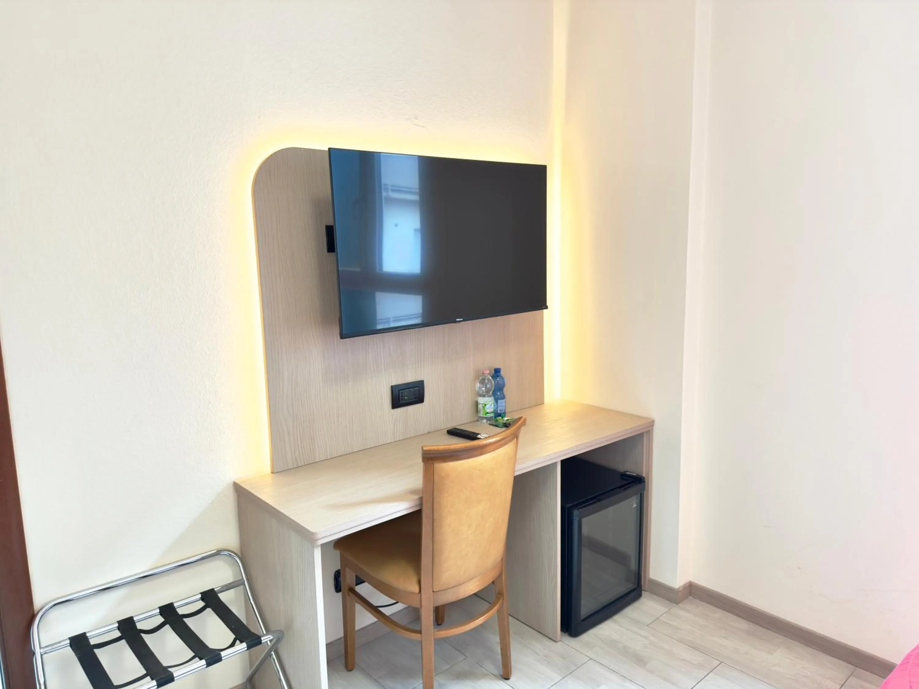 TV and multimedia in Hotel Molise 2