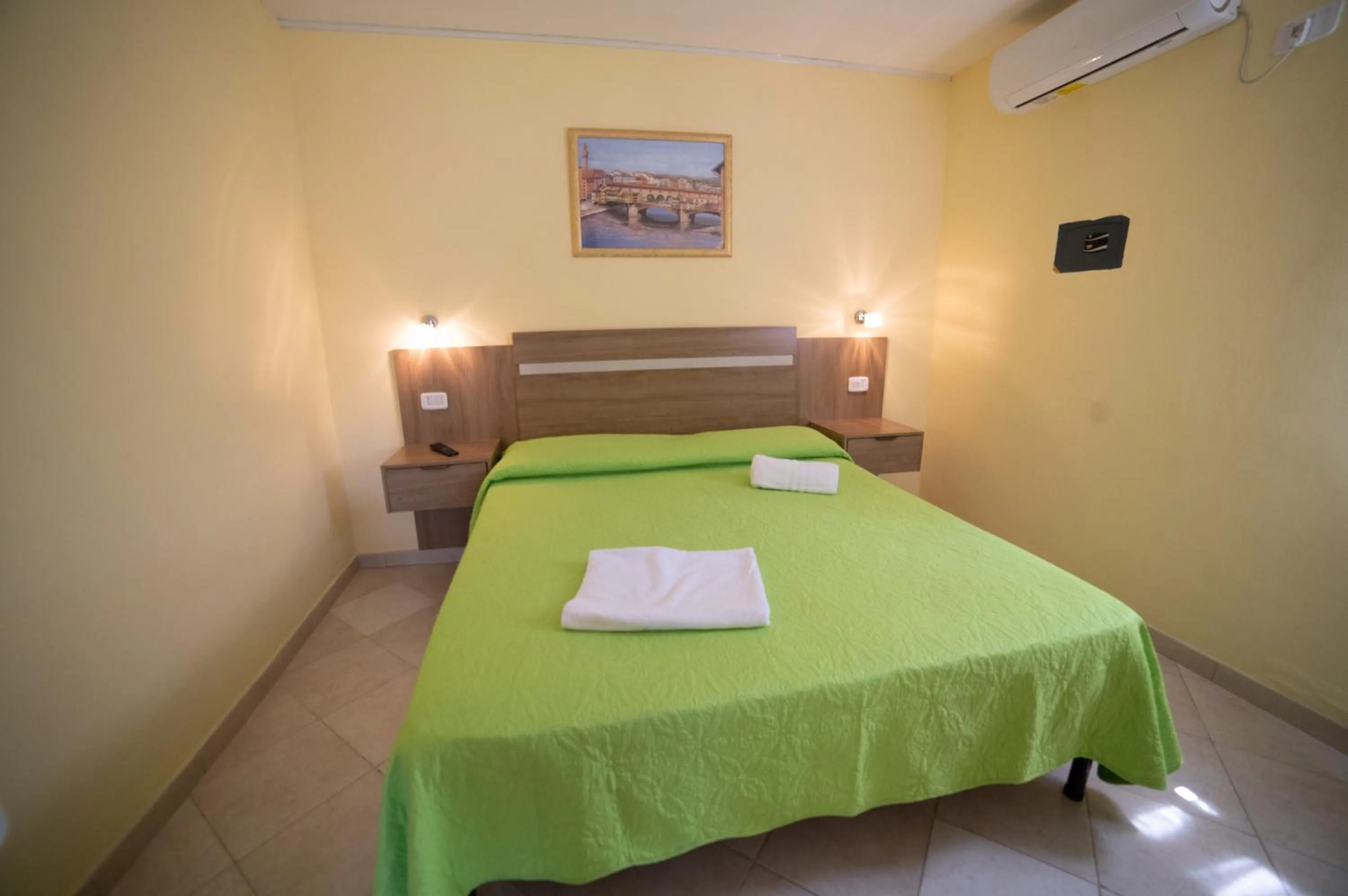 Bed in Coppola Rossa Relax