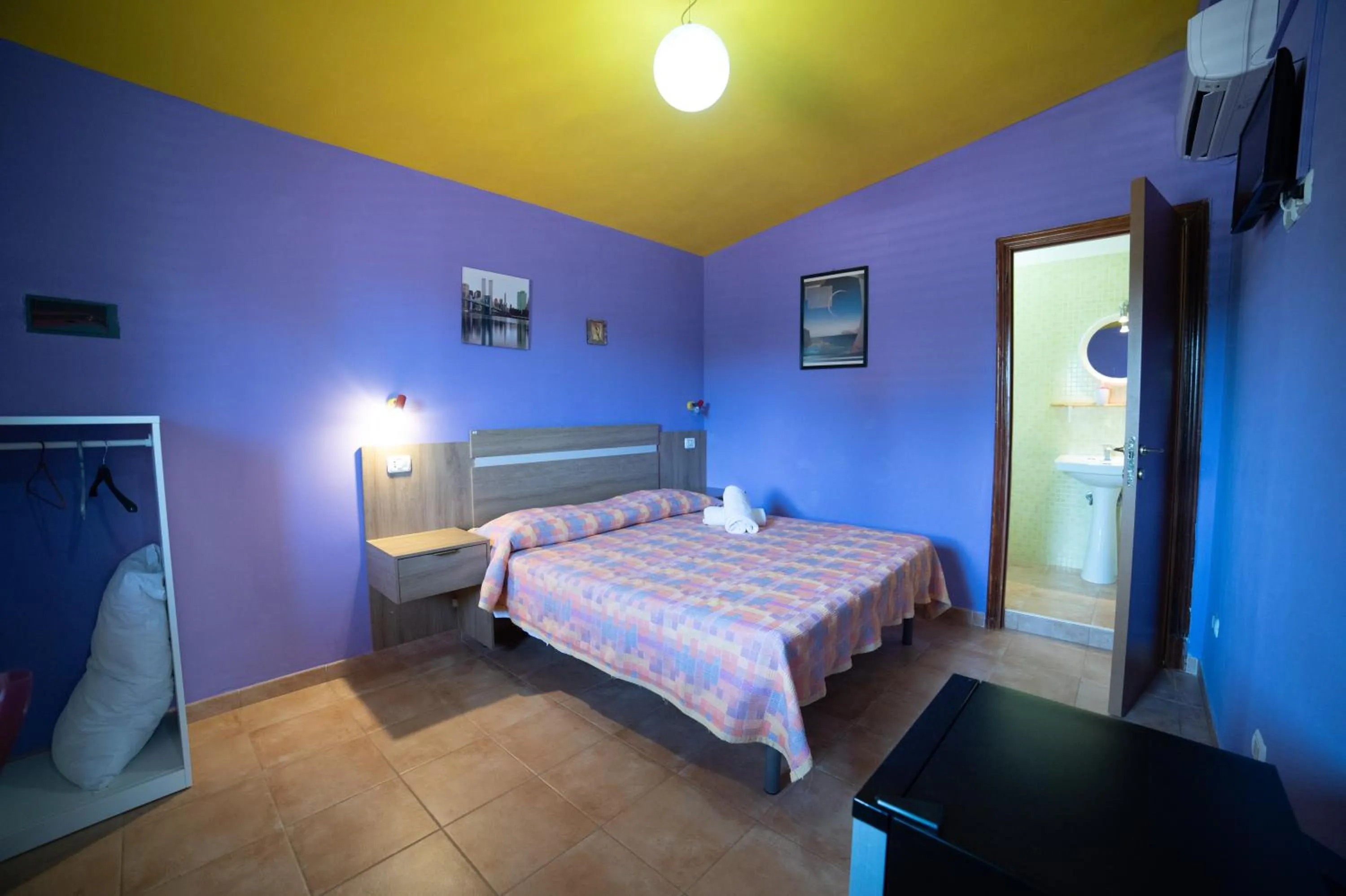 Bed in Coppola Rossa Relax