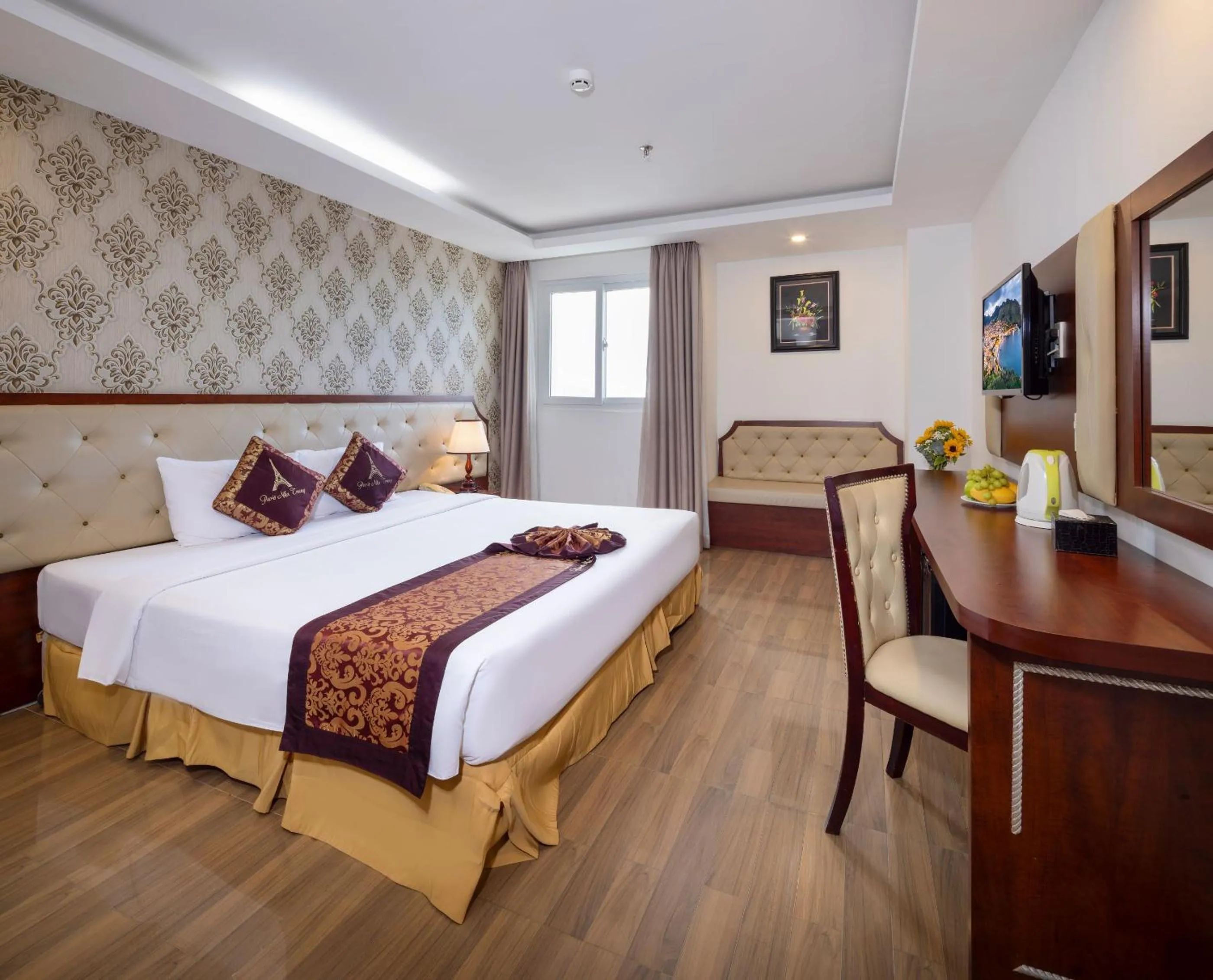 Bedroom, Bed in Paris Luxury Hotel & Apartment Nha Trang