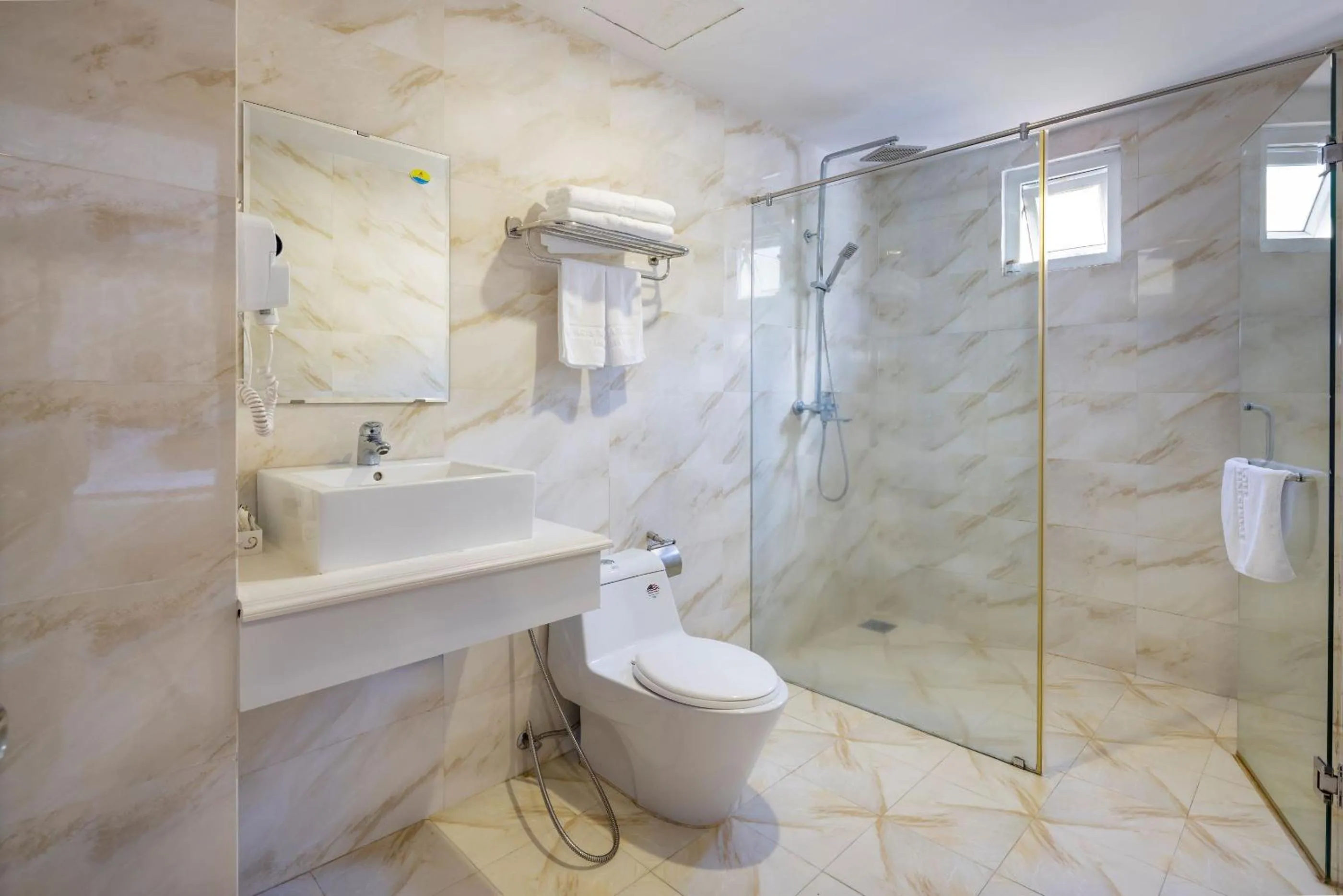 Shower in Paris Luxury Hotel & Apartment Nha Trang