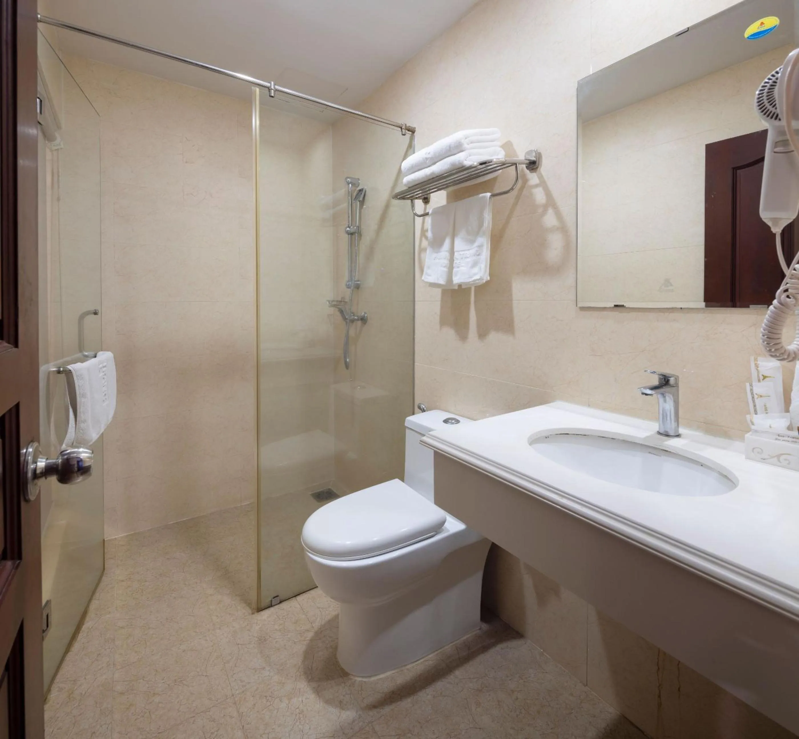 Shower in Paris Luxury Hotel & Apartment Nha Trang
