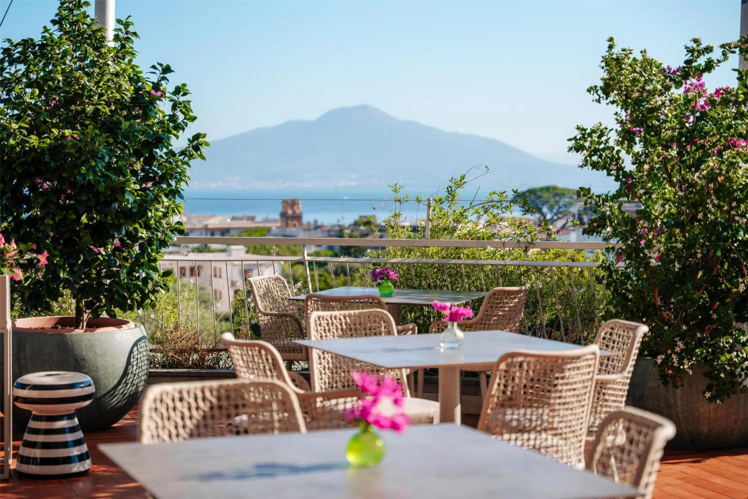 Lounge or bar in Hilton Sorrento Palace