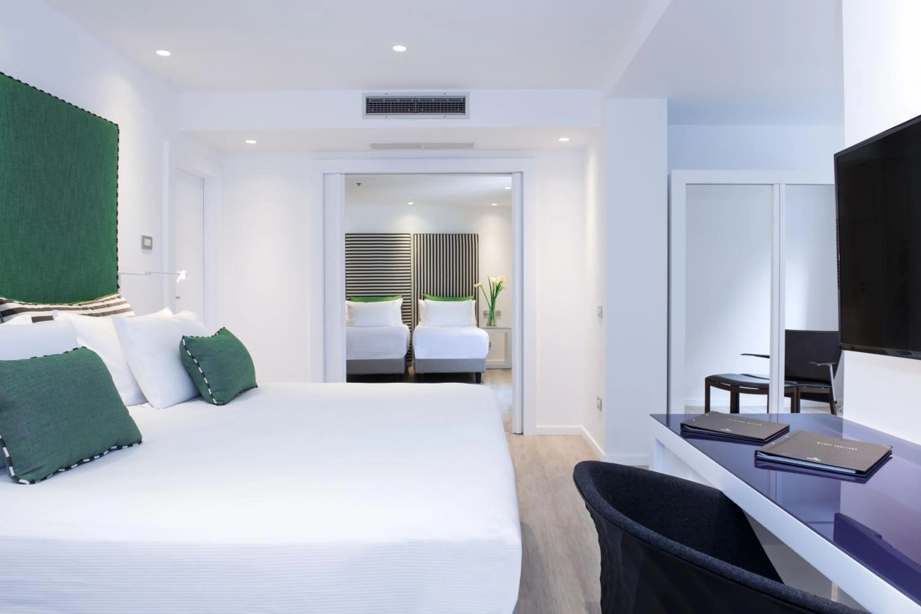 Bedroom, Bed in Hilton Sorrento Palace