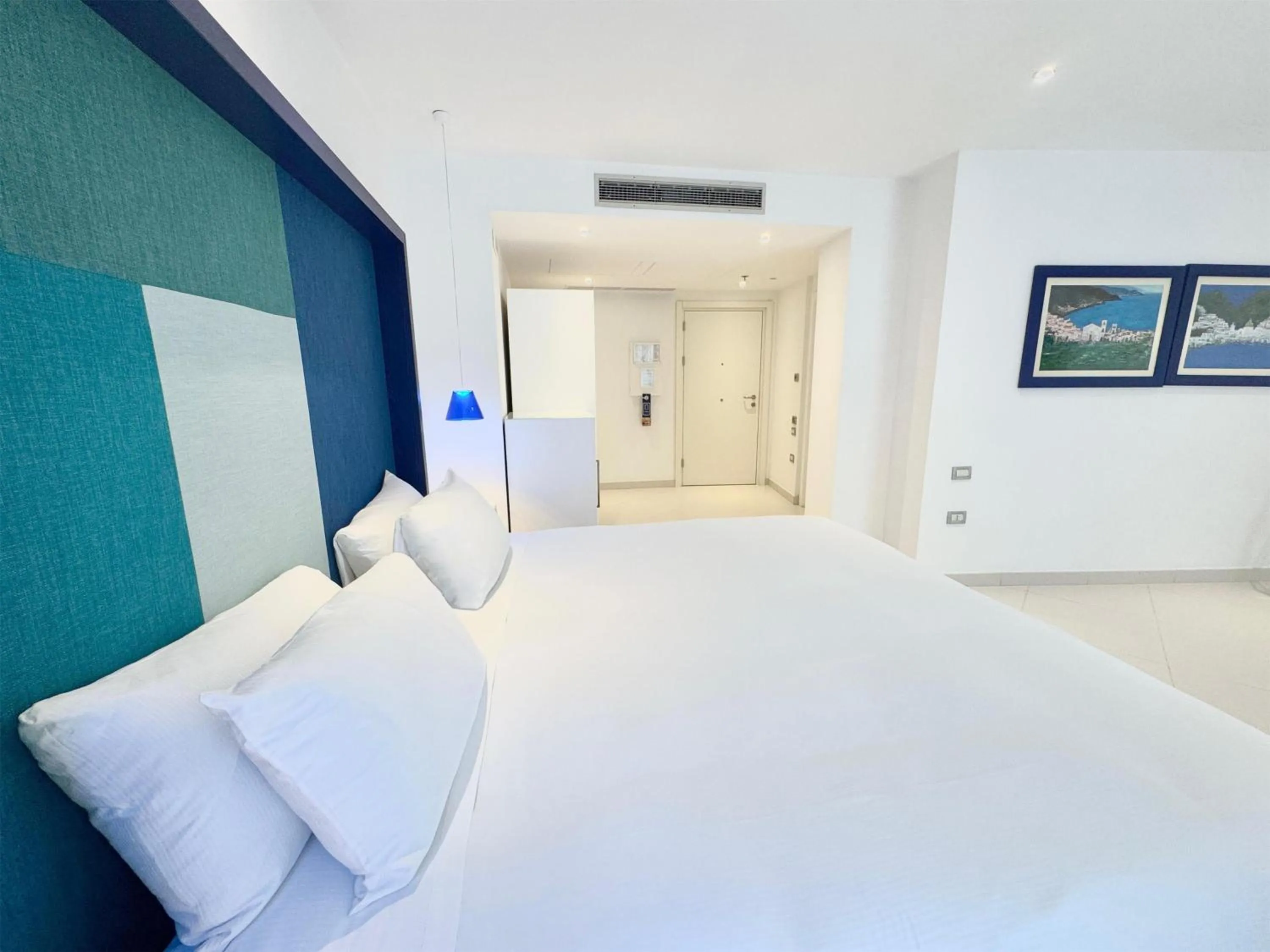 Bed in Hilton Sorrento Palace