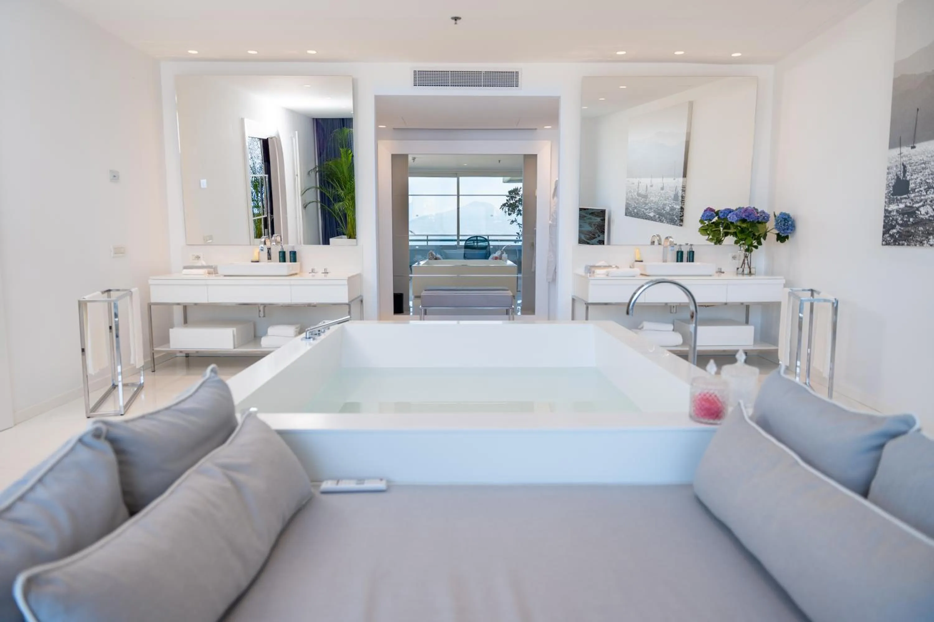 Hot Tub in Hilton Sorrento Palace