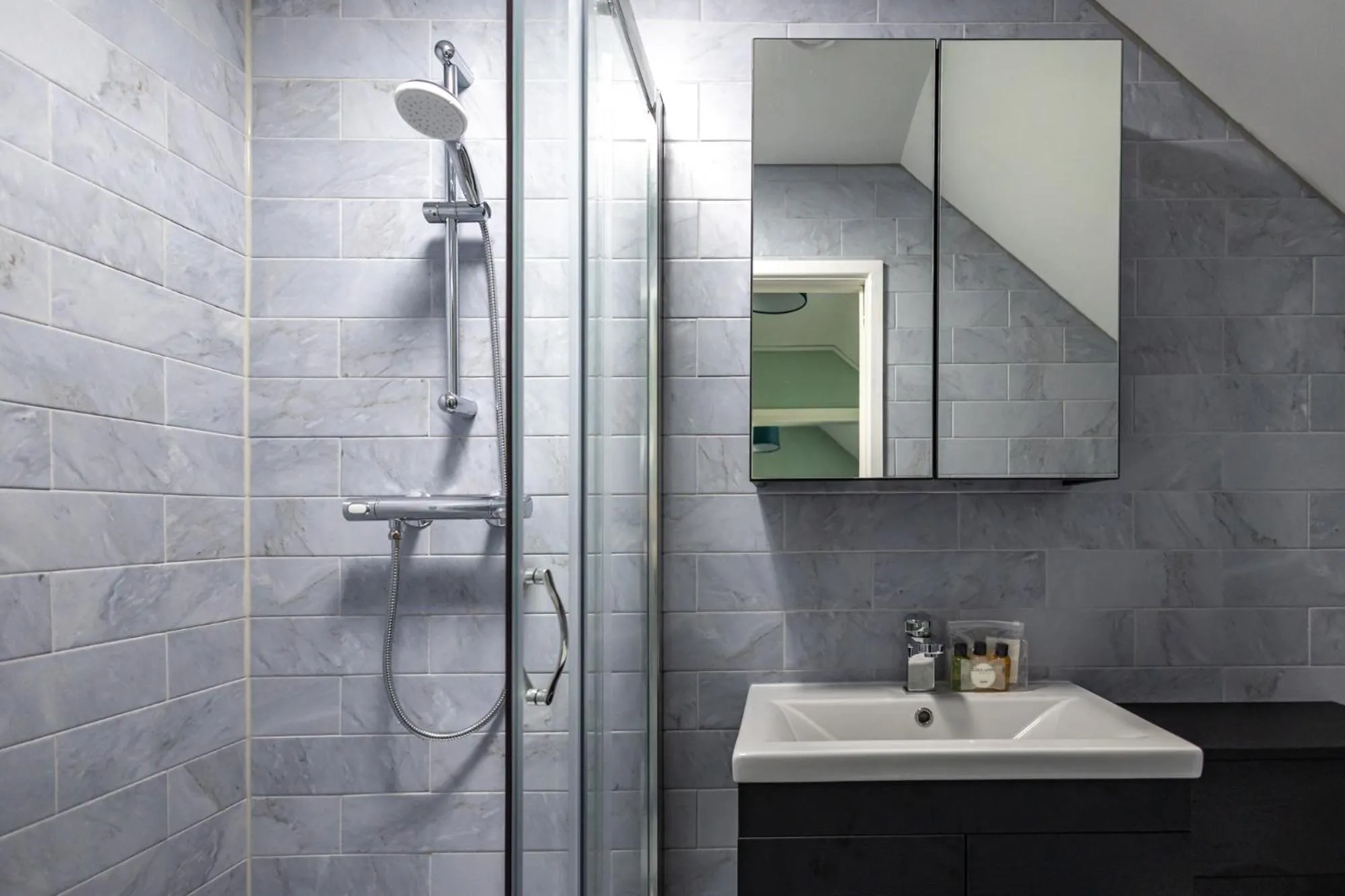 Bathroom in Gresham Guest House