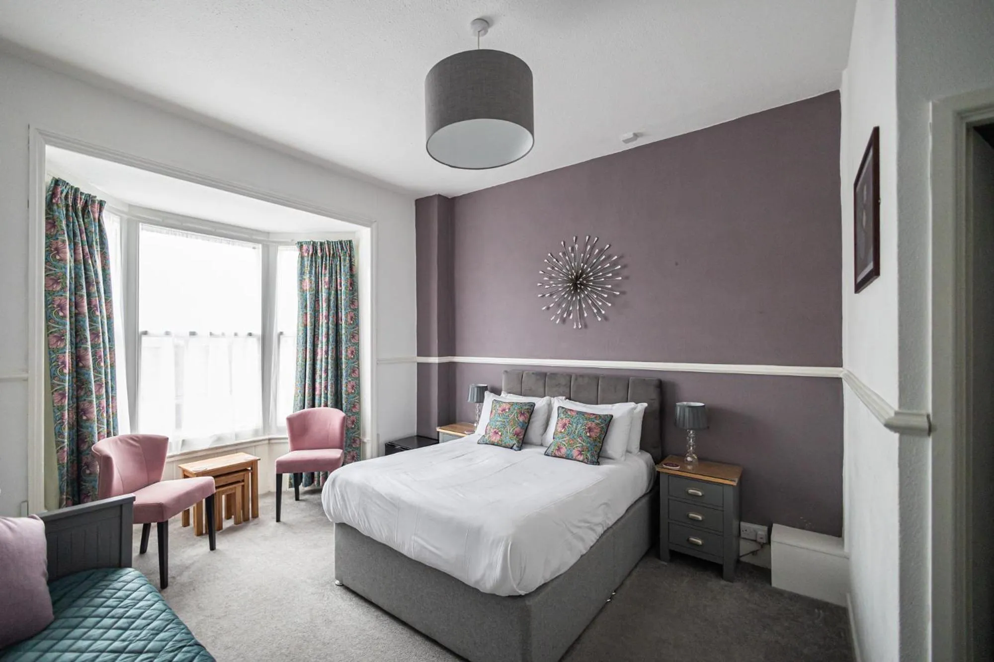 Bedroom, Bed in Gresham Guest House