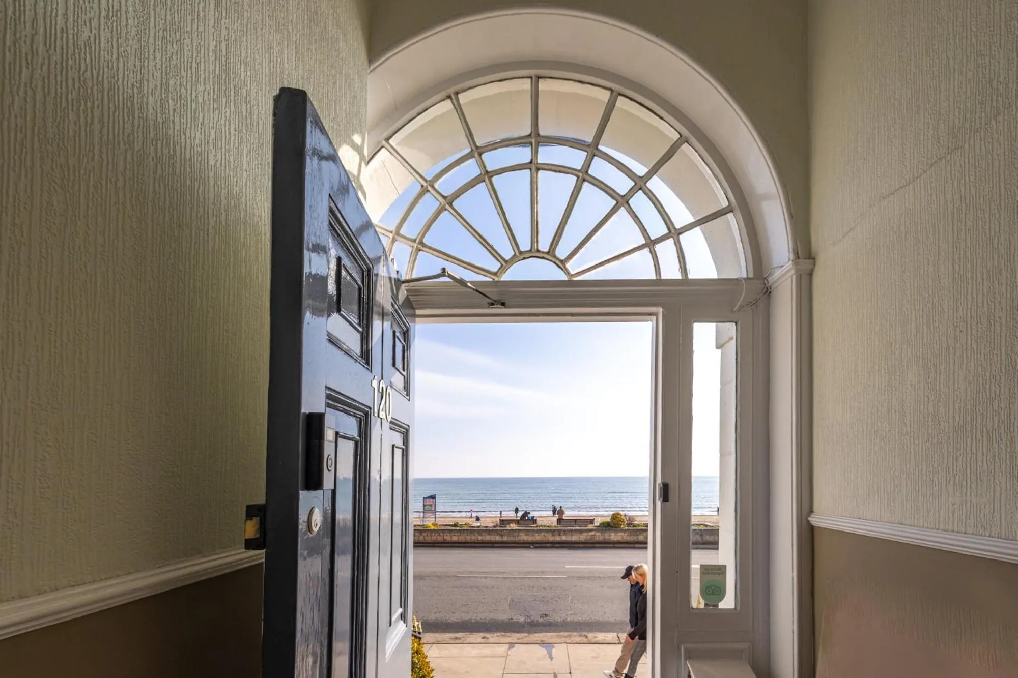 Sea view in Gresham Guest House