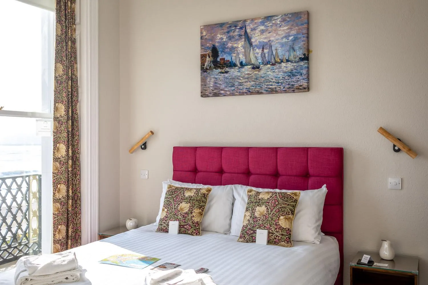 Bed in Gresham Guest House