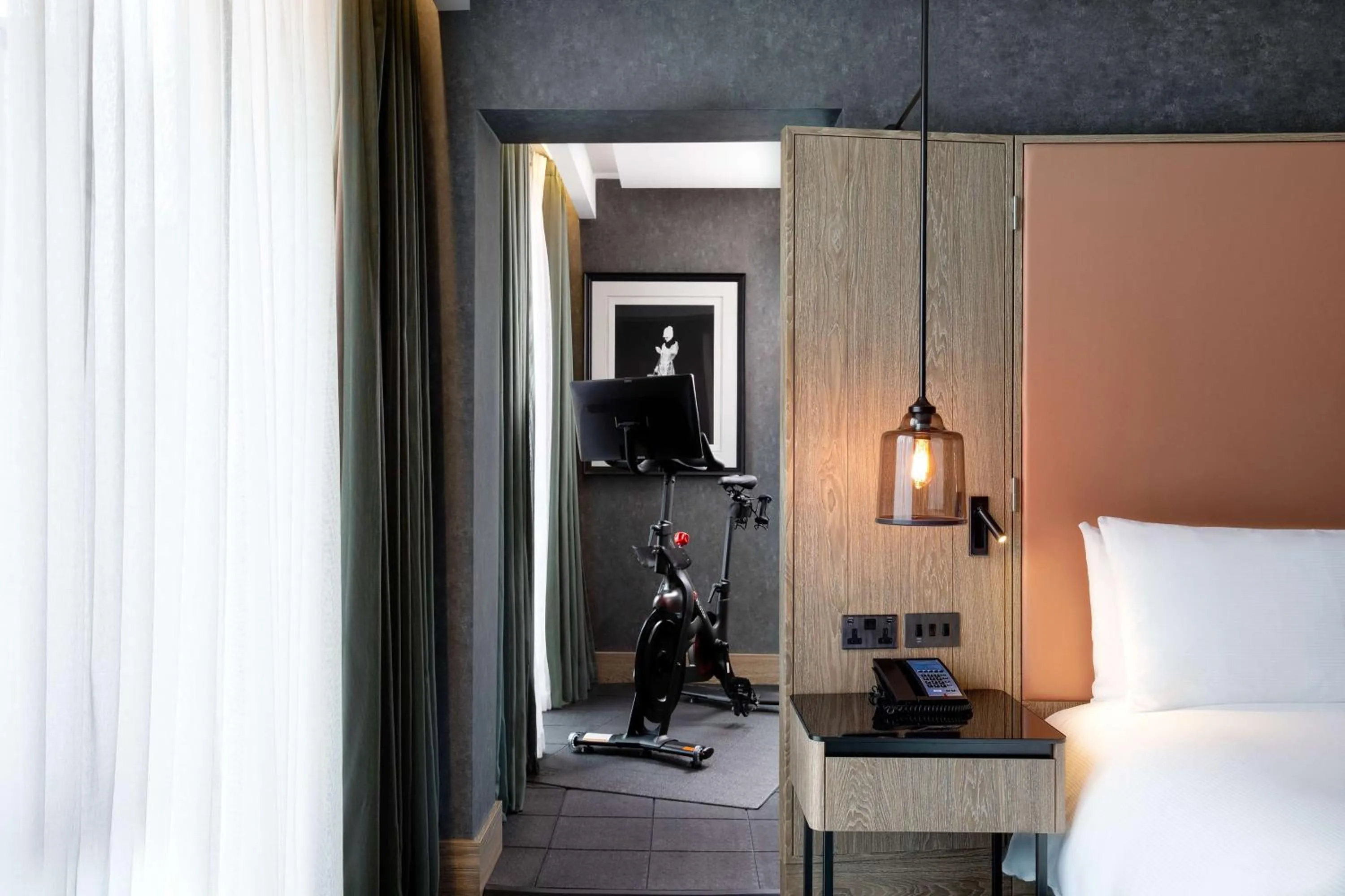 Bedroom, Bed in Hilton London Bankside