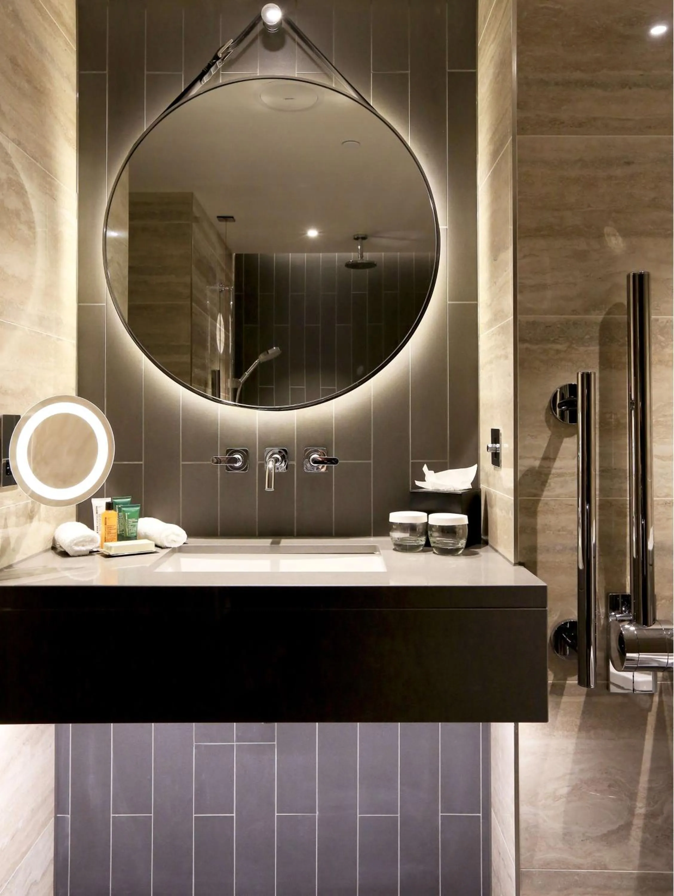 Bathroom in Hilton London Bankside
