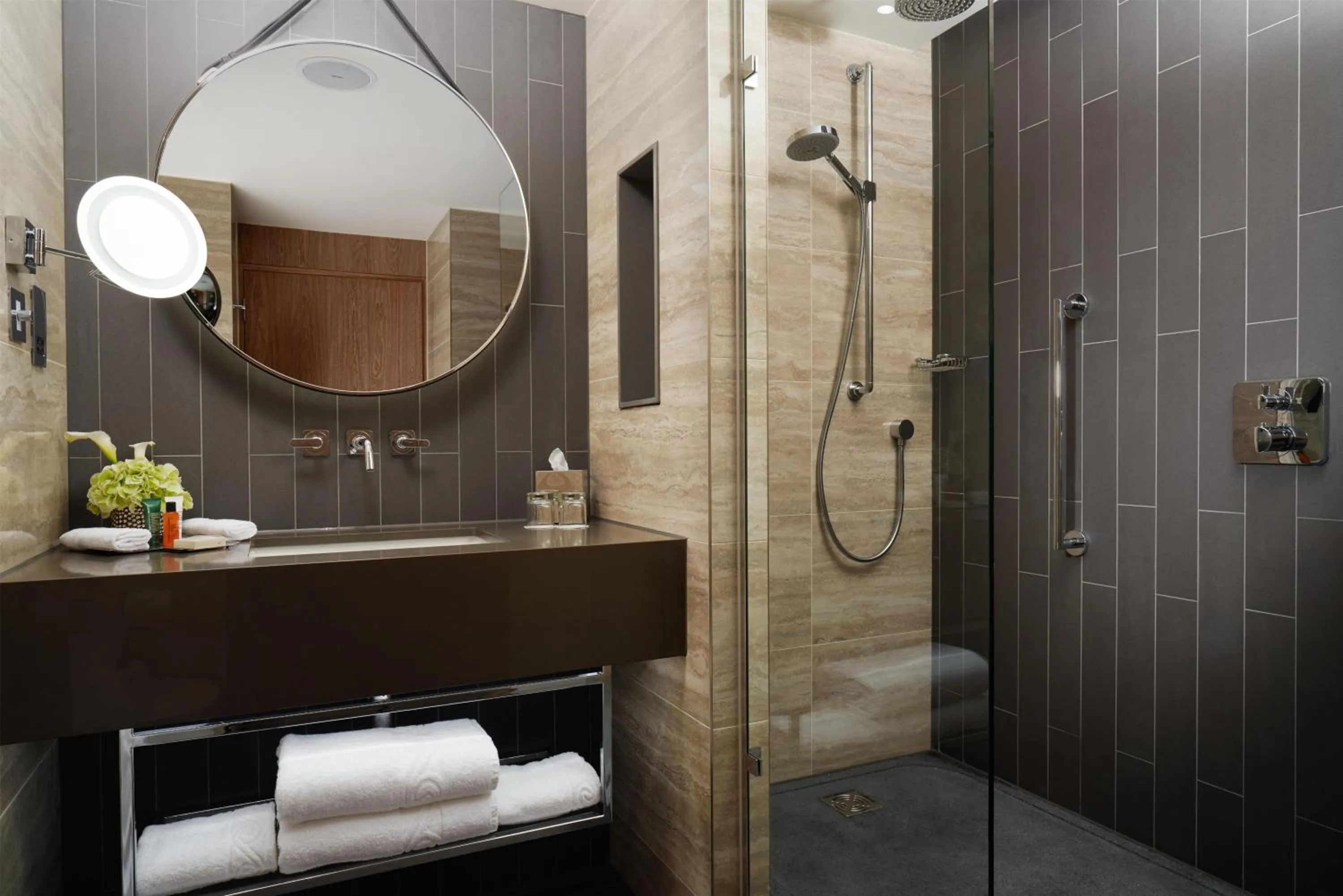 Bathroom in Hilton London Bankside