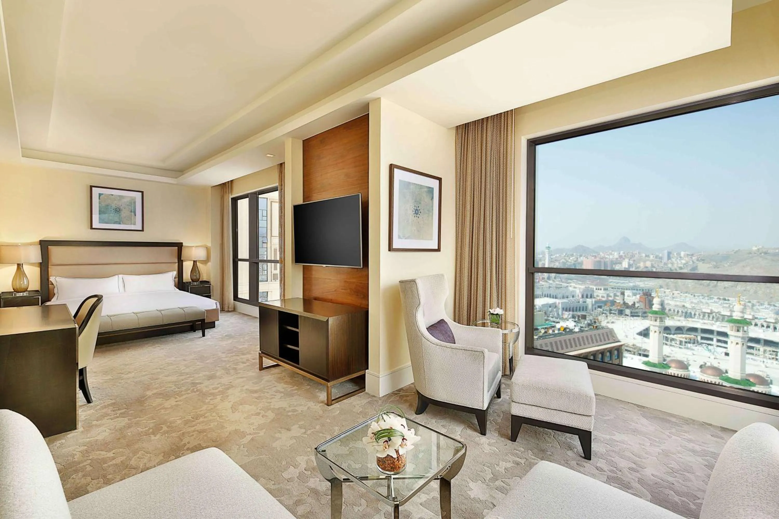 Living room, Bed in Conrad Jabal Omar Makkah