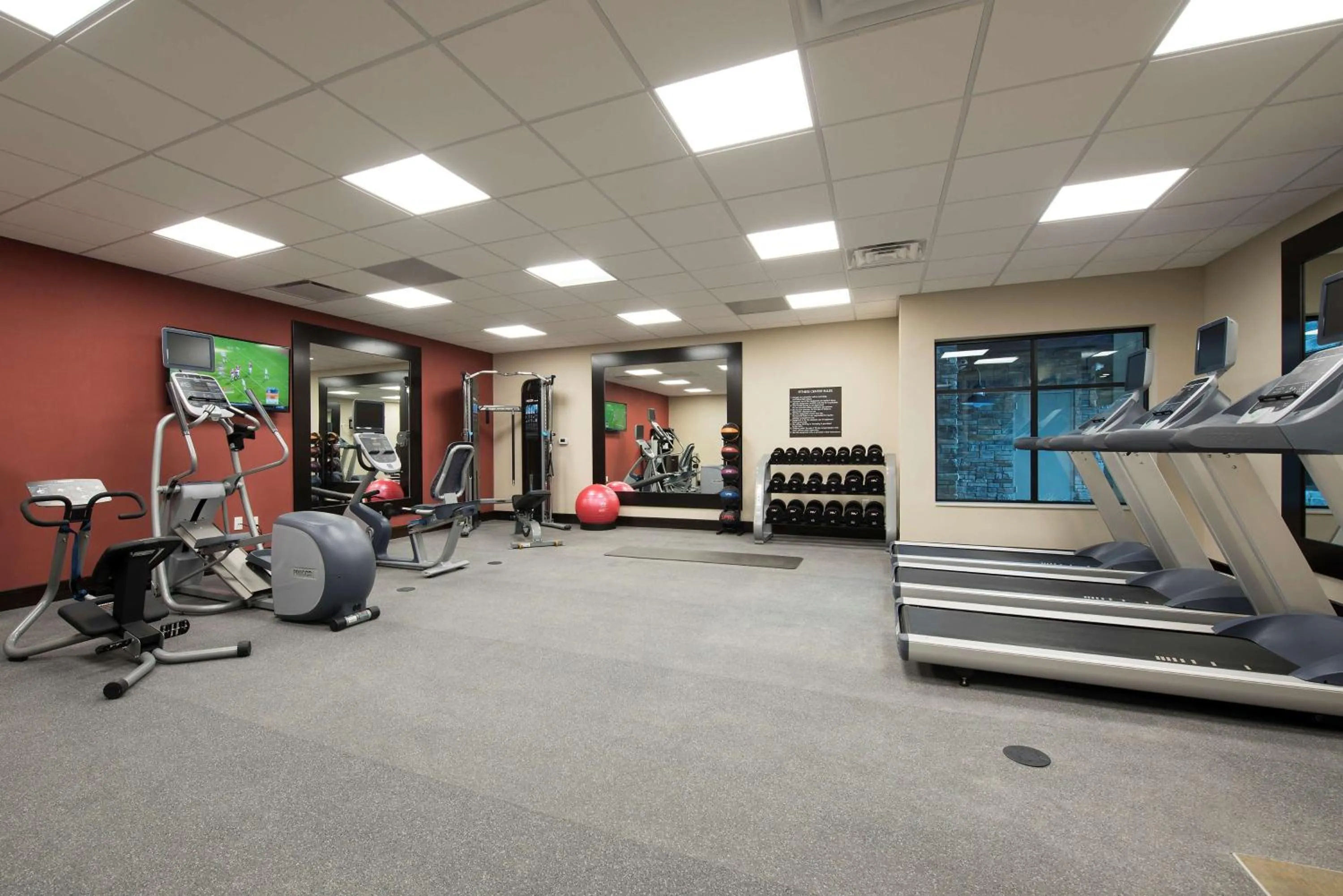 Fitness centre/facilities in Homewood Suites by Hilton Cleveland/Sheffield