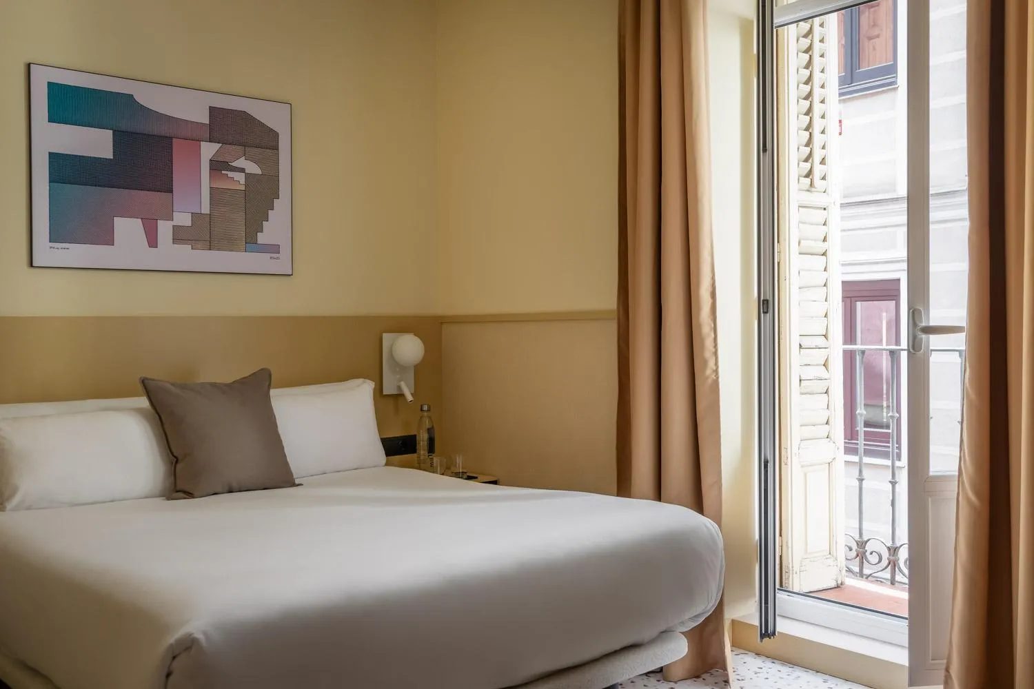 Bed in BYPILLOW The Citadel