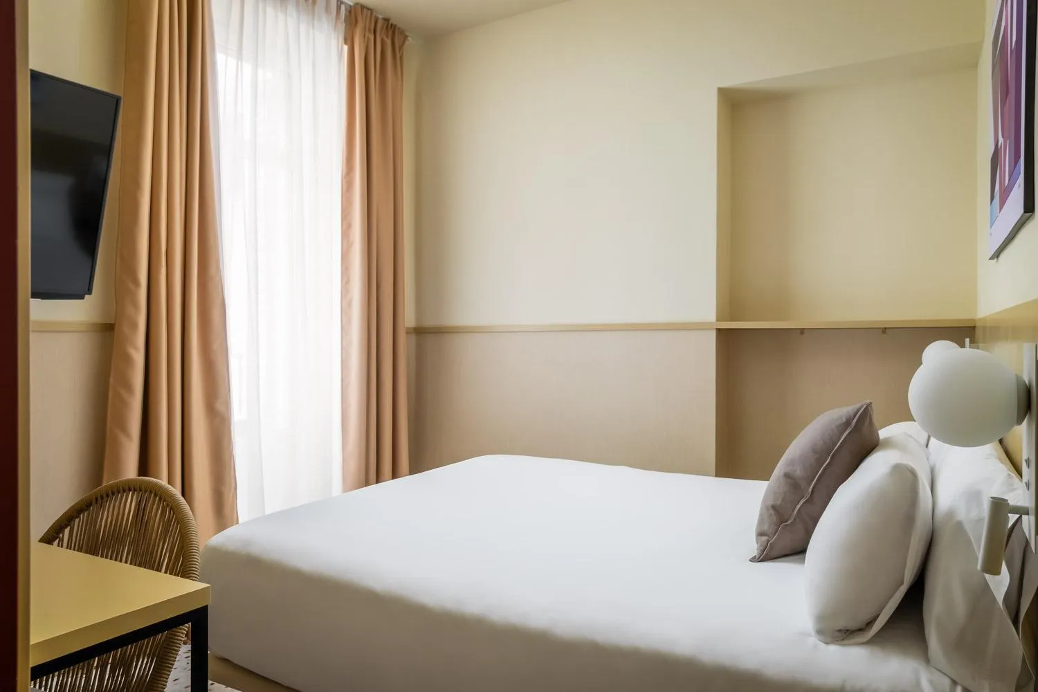 Bed in BYPILLOW The Citadel