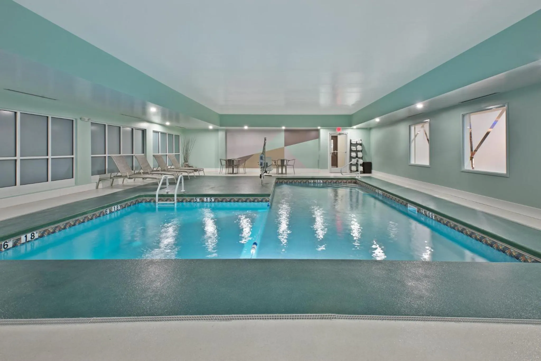 Swimming pool in Holiday Inn Express & Suites New Cumberland by IHG