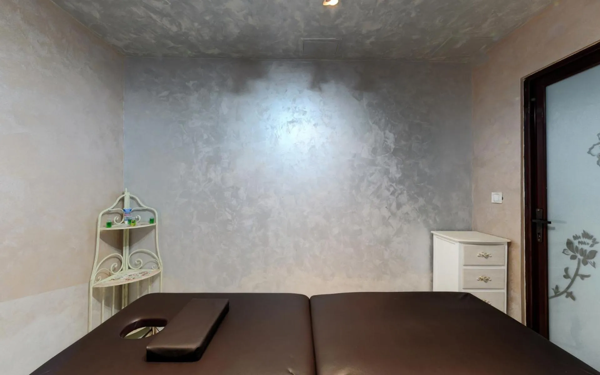 Massage, Bed in Complex Koko Hills