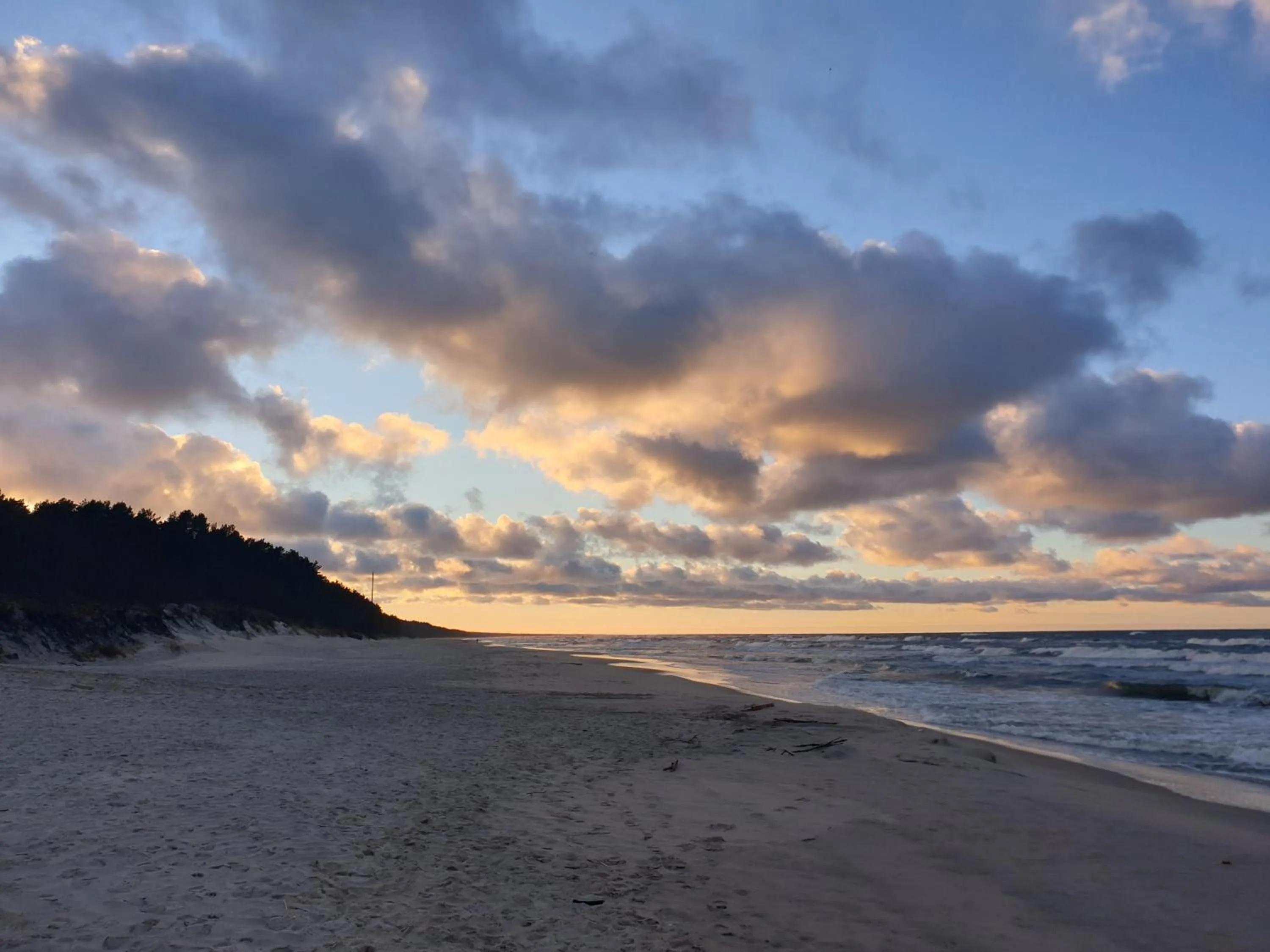 Property building in Hotel White