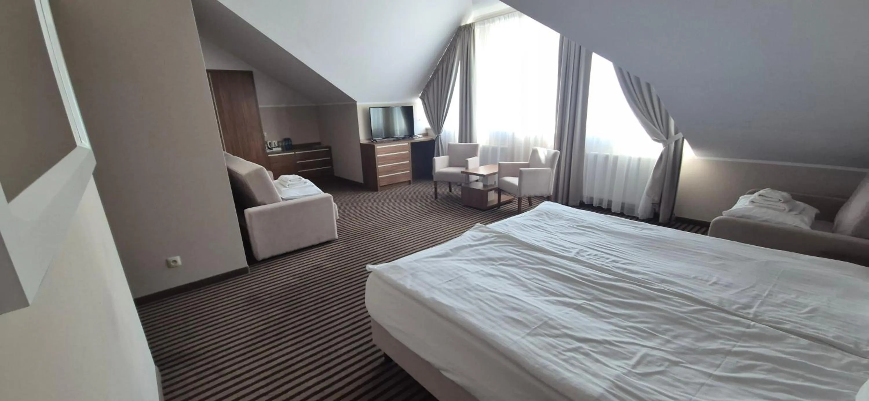 Other, Bed in Hotel White