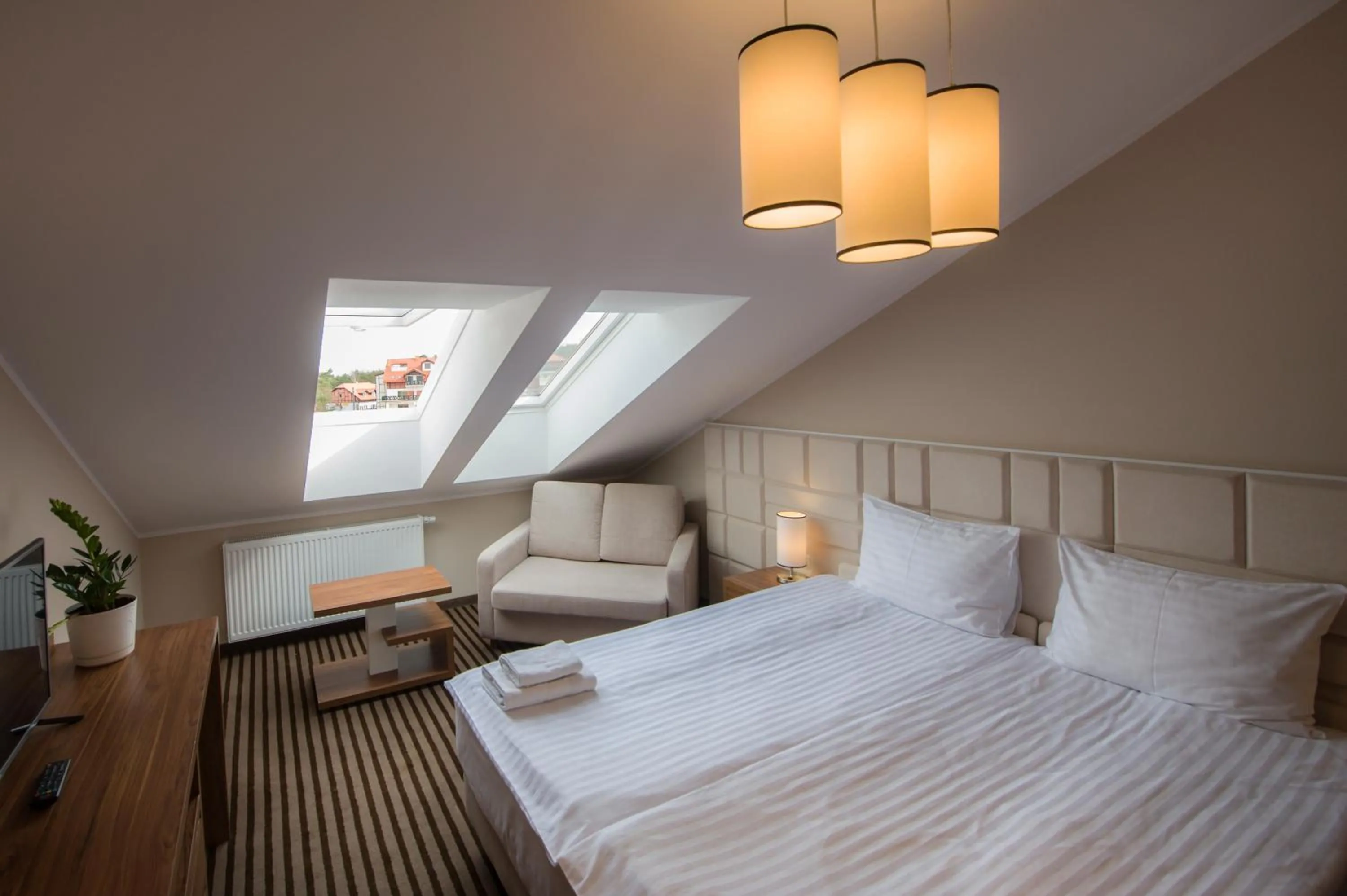 Day, Bed in Hotel White