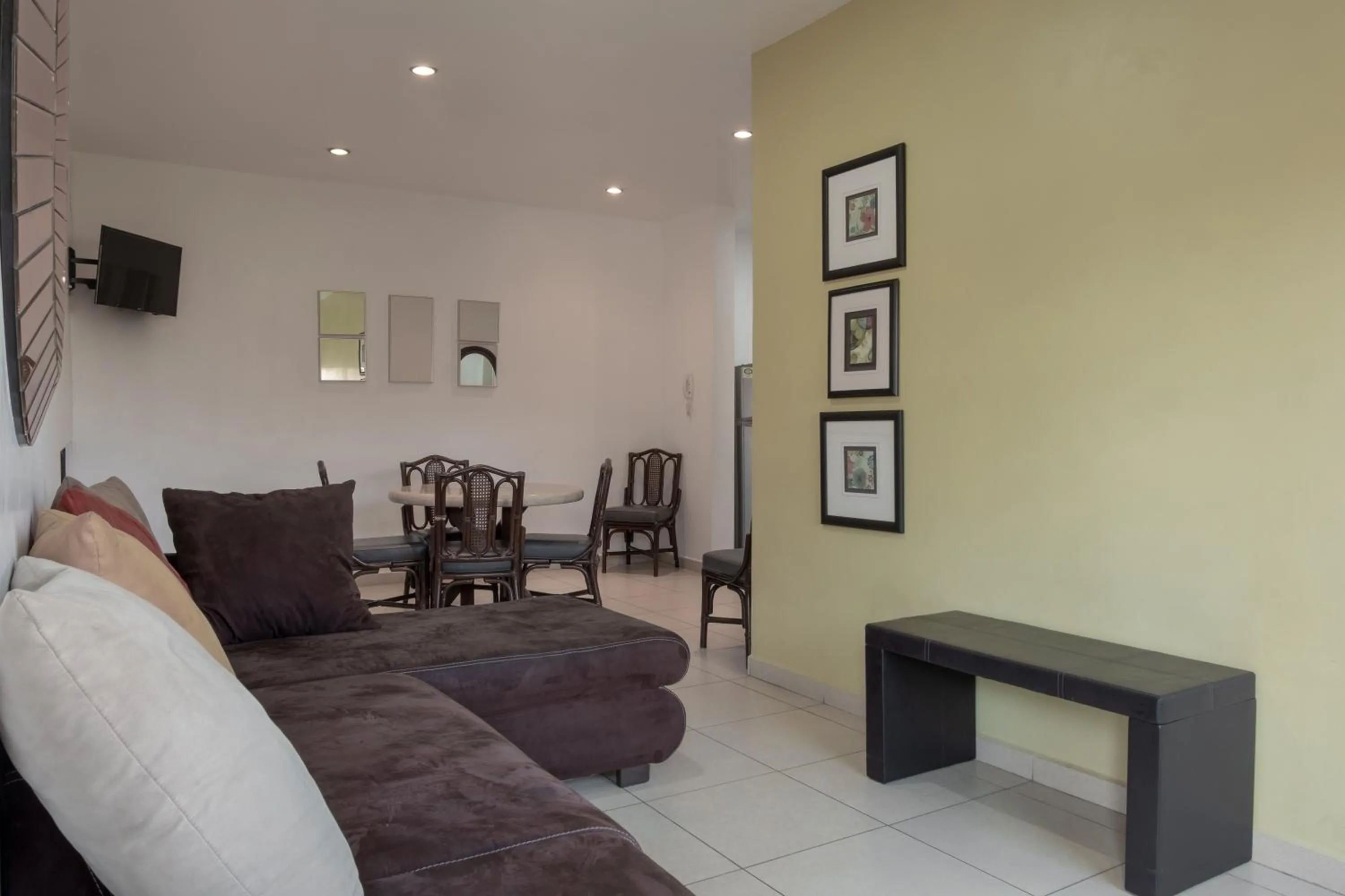 Apartamentos Torre II Condominios - Pet Friendly