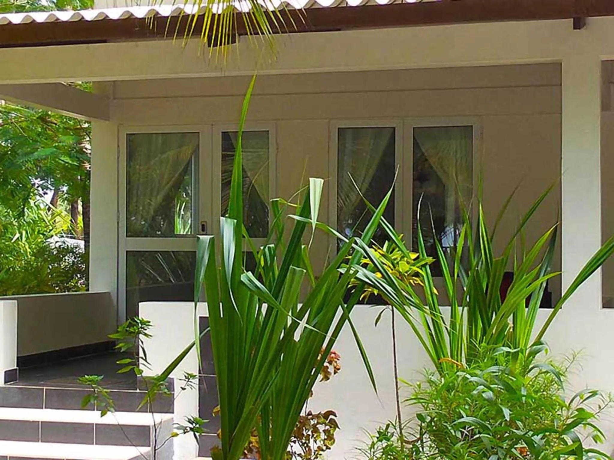 Shower in Hotel Village Vacances Awale Plage