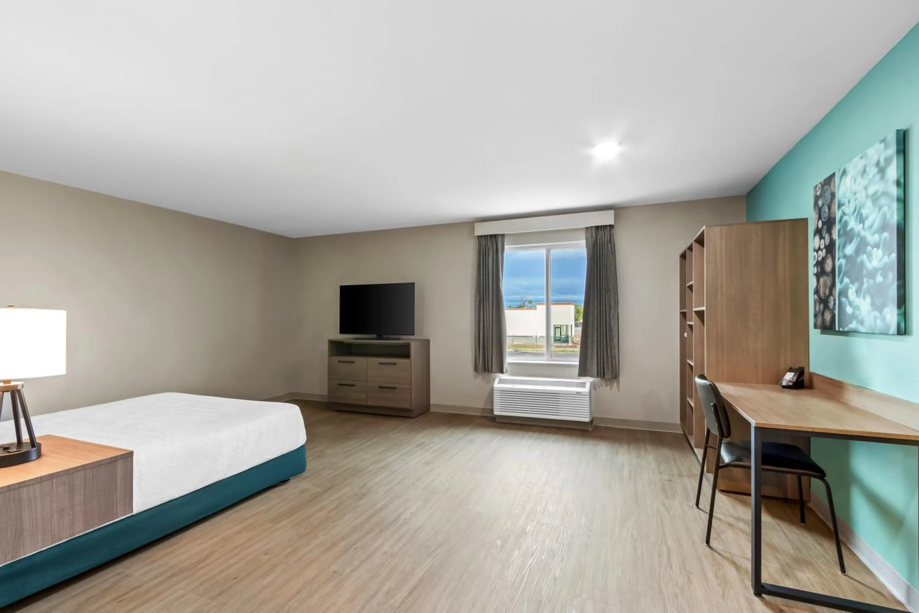 Bedroom in ECHO Suites Extended Stay by Wyndham Phoenix-Peoria/Glendale