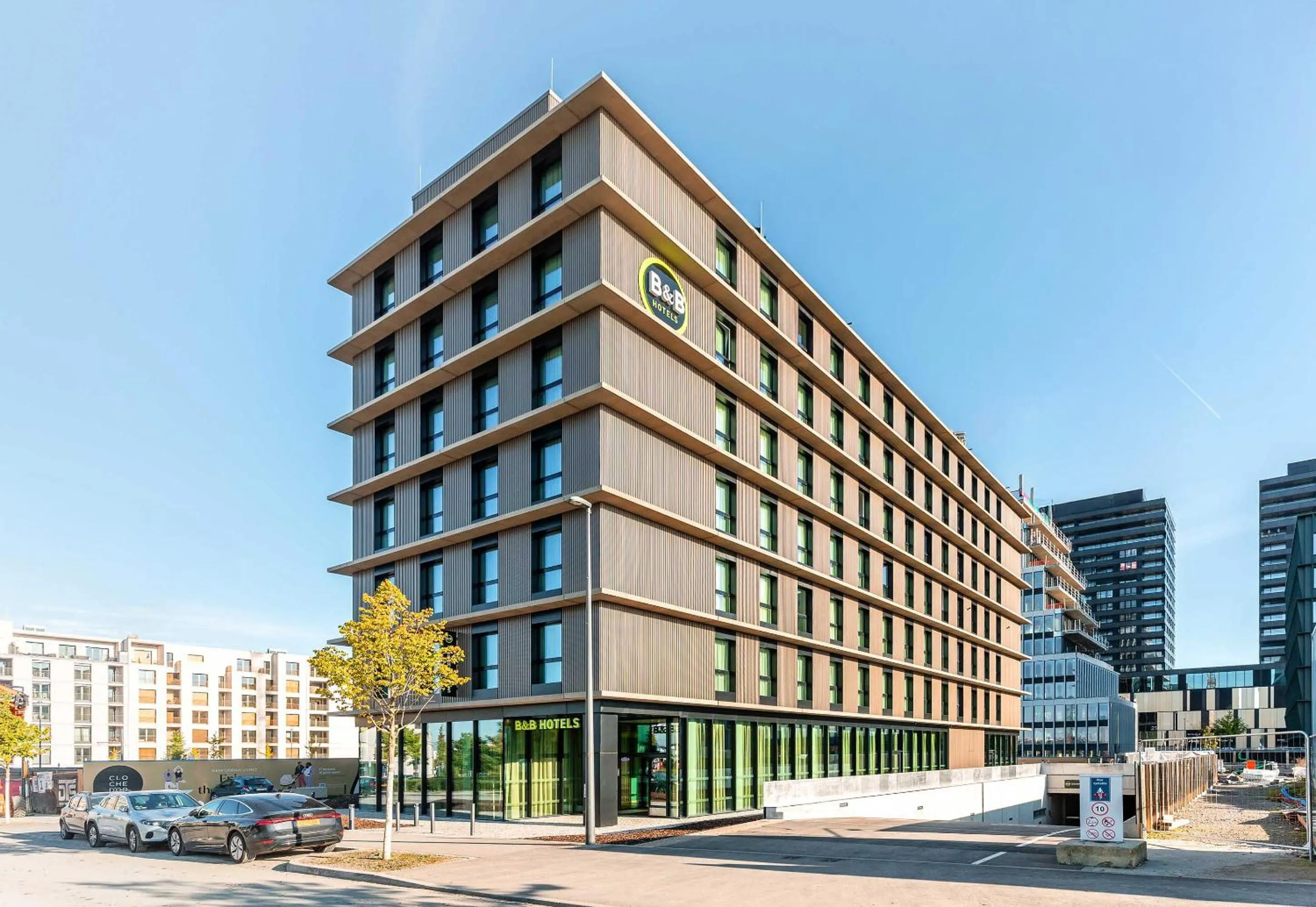Property building in B&B HOTEL Luxembourg Centre Cloche d'Or