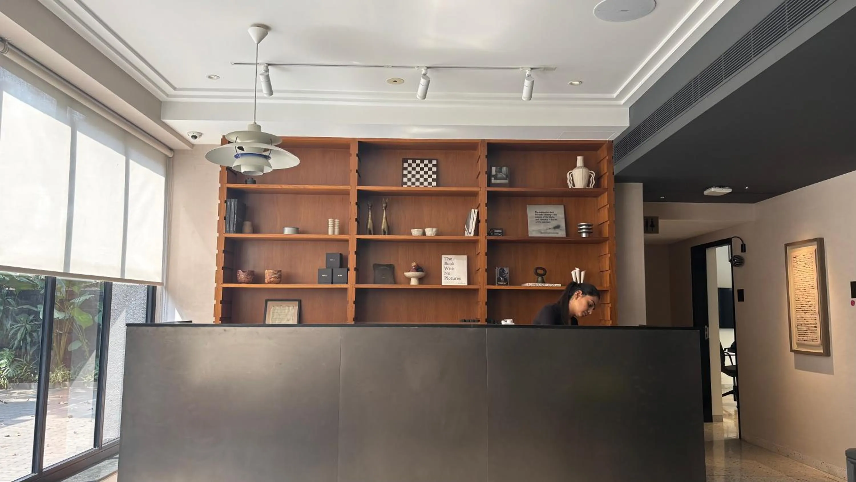 Lobby or reception in Wellesley Hotel