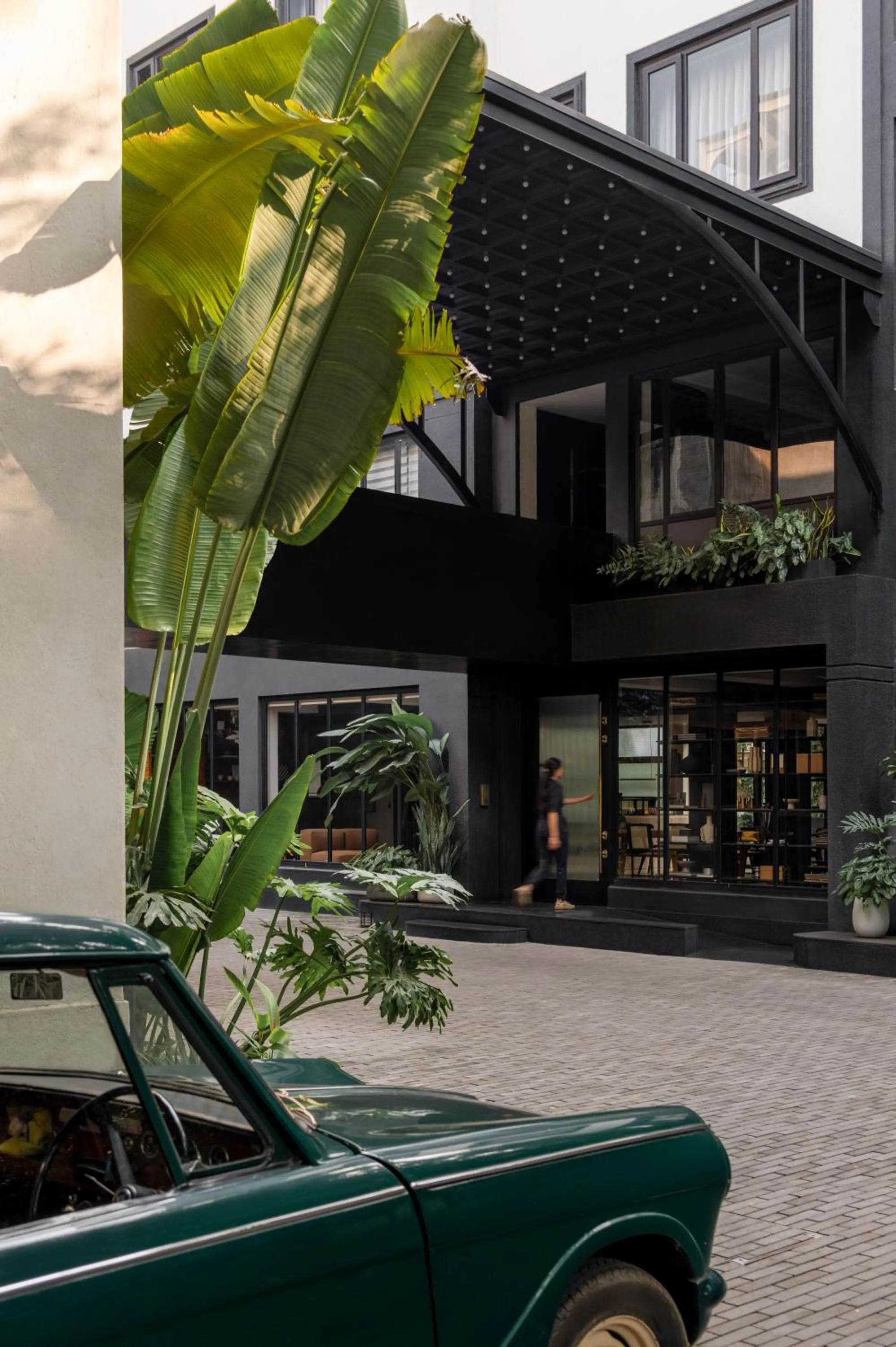 Property building in Wellesley Hotel