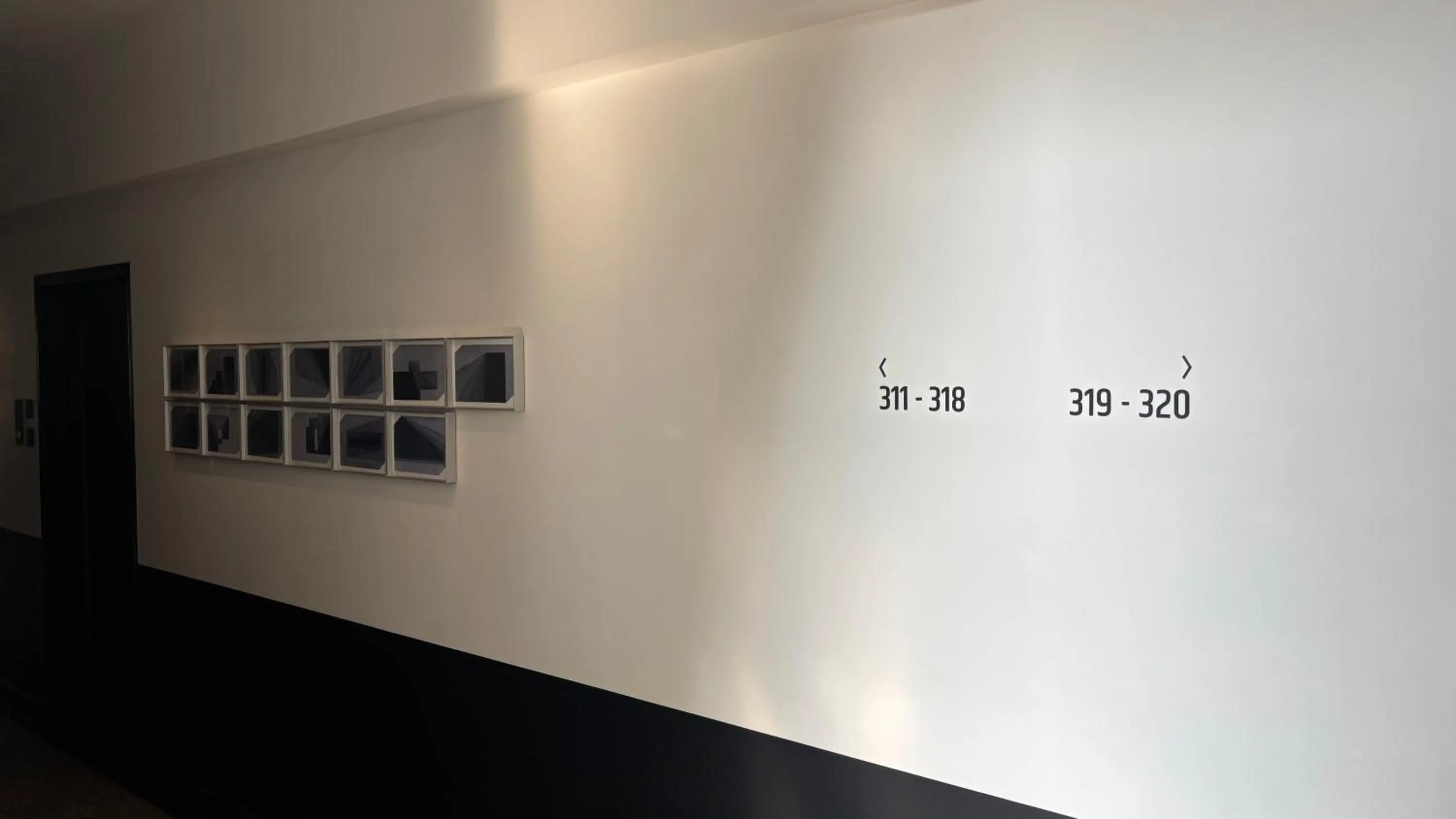 Lobby or reception in Wellesley Hotel