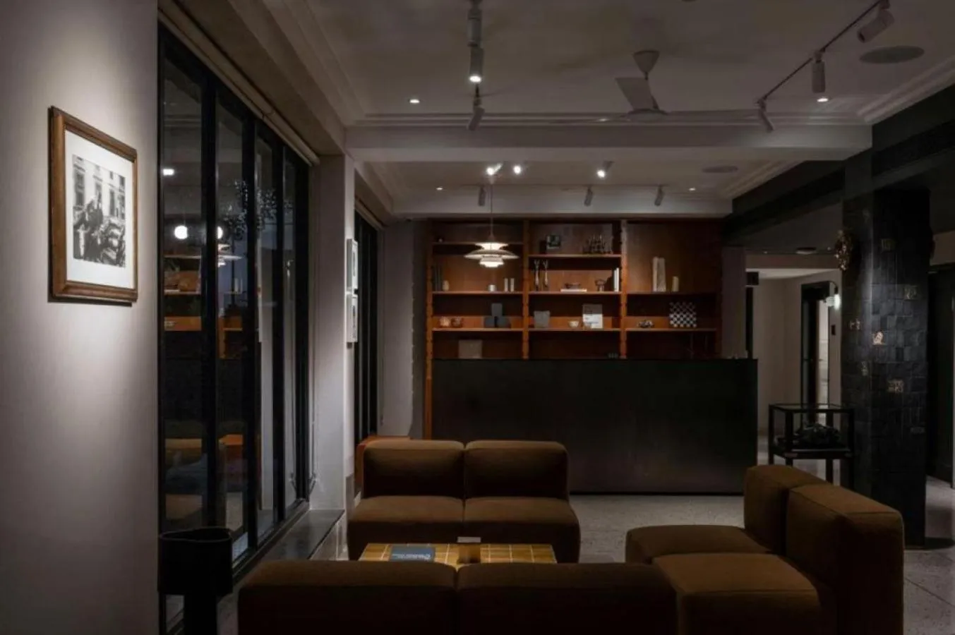 Lobby or reception in Wellesley Hotel