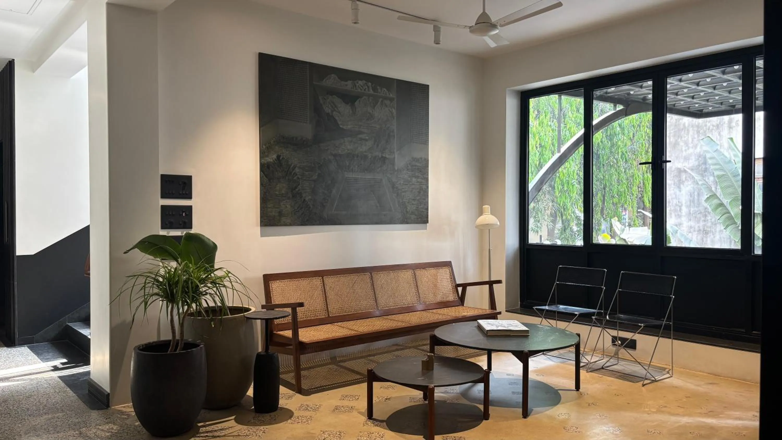 Lobby or reception in Wellesley Hotel