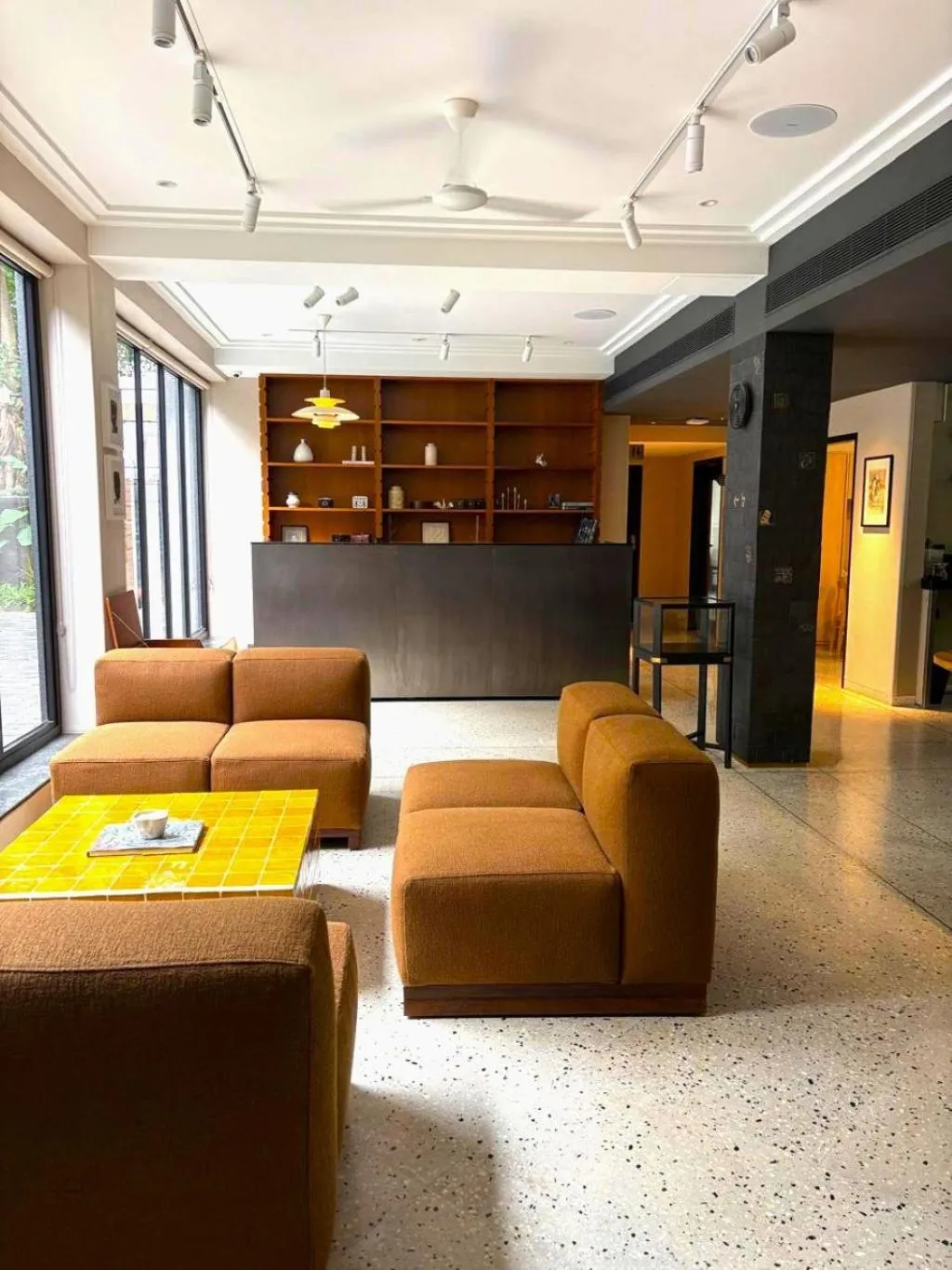 Lobby or reception in Wellesley Hotel