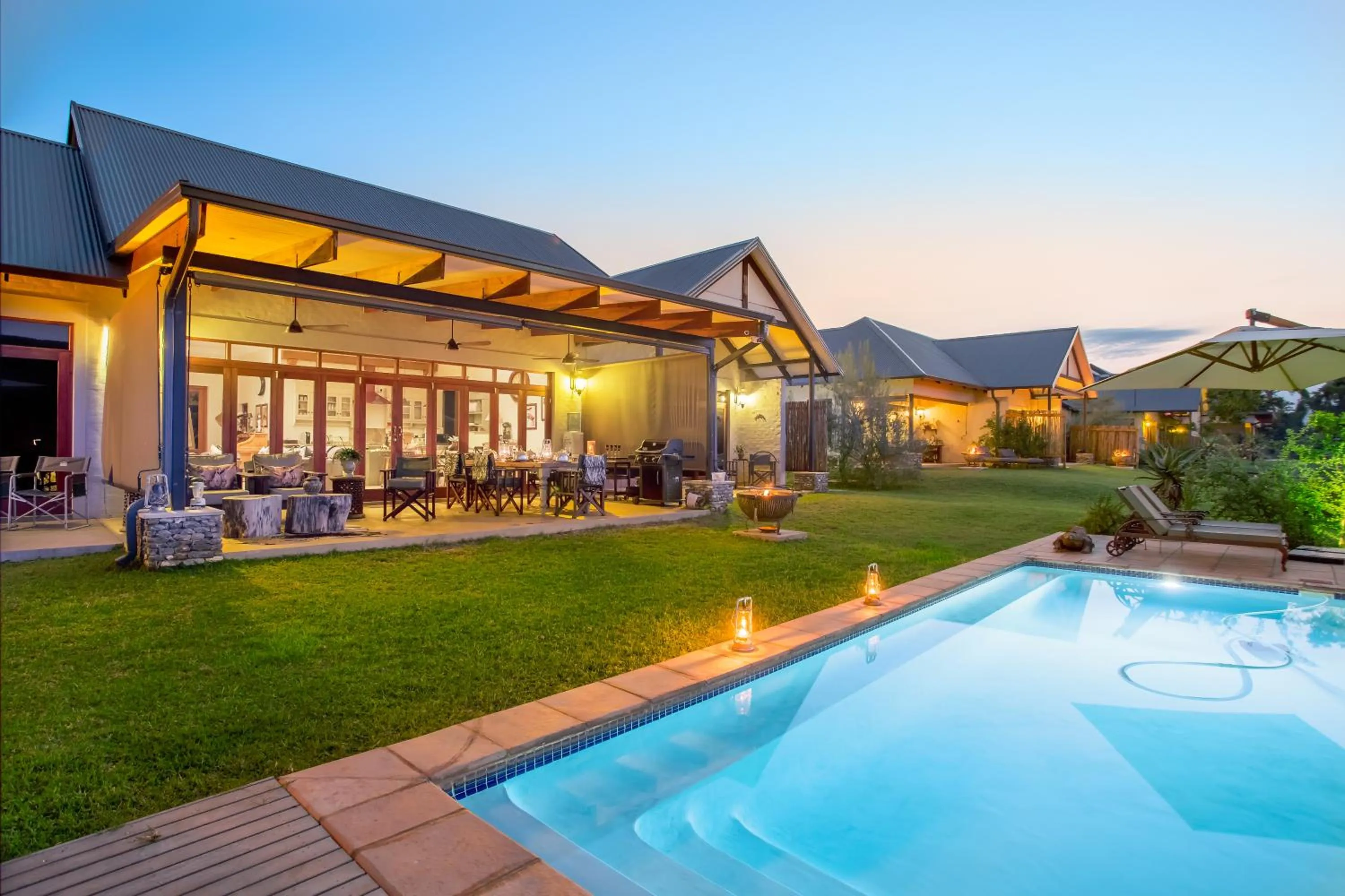 Decorative detail in Kambaku River Lodge