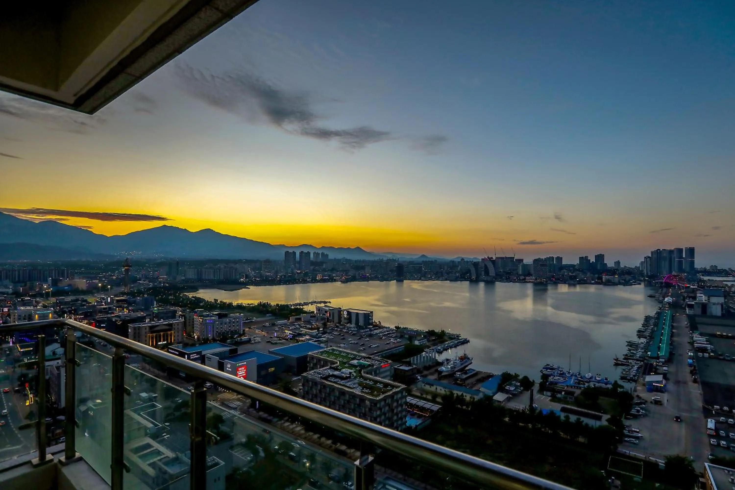 Natural landscape in Hotelaround Sokcho