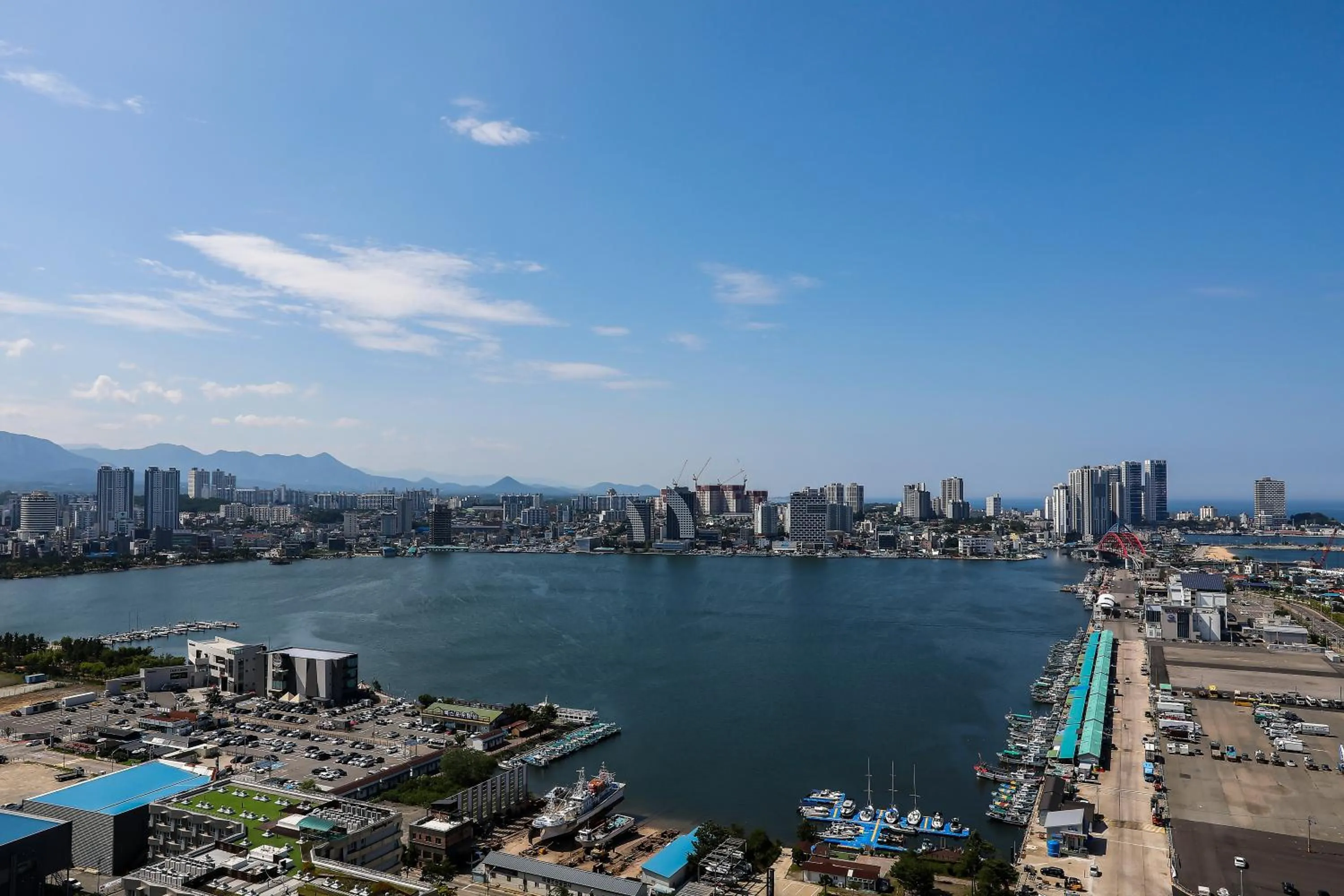 Day in Hotelaround Sokcho