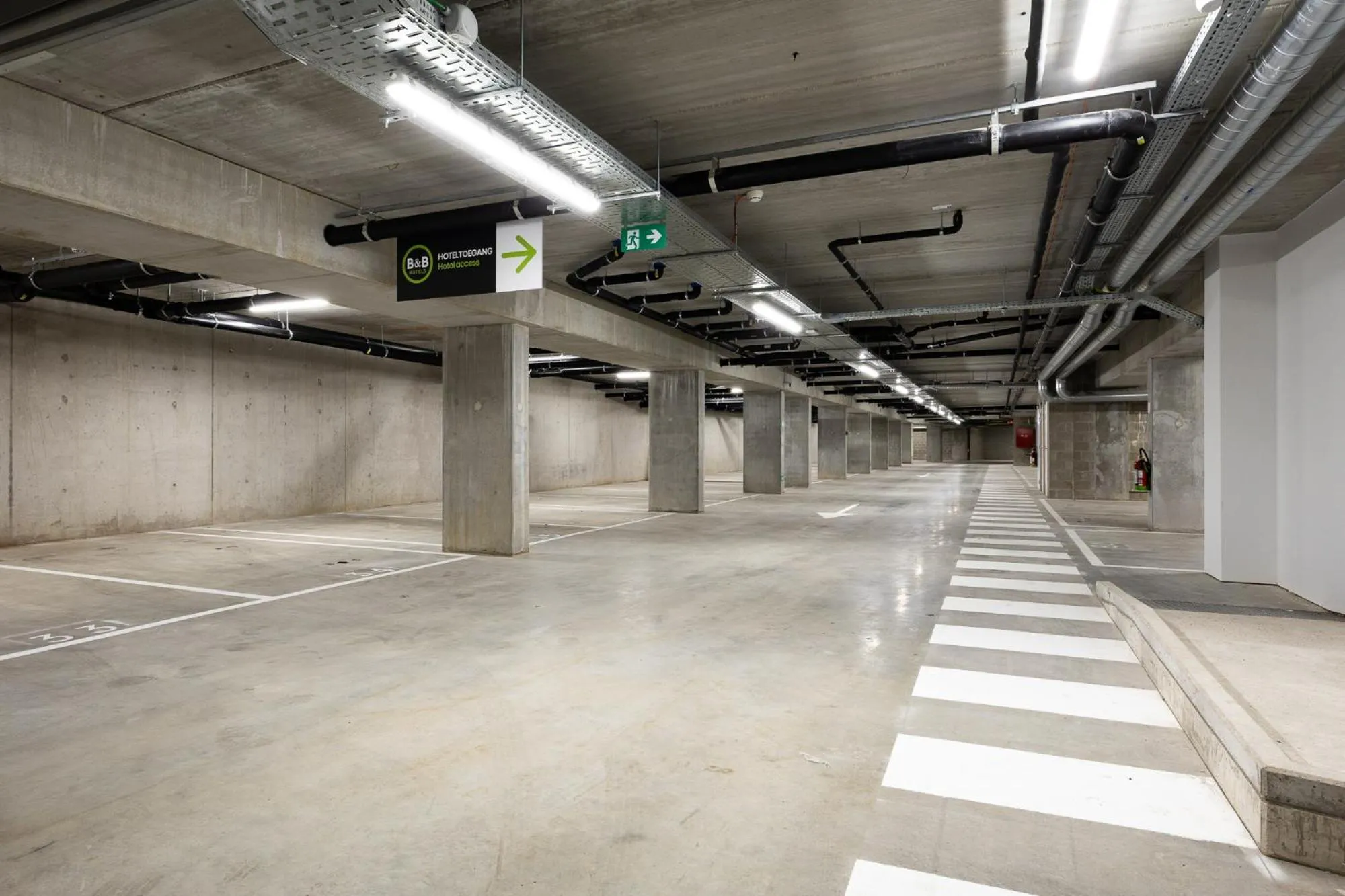 Parking in B&B HOTEL Brussels Airport