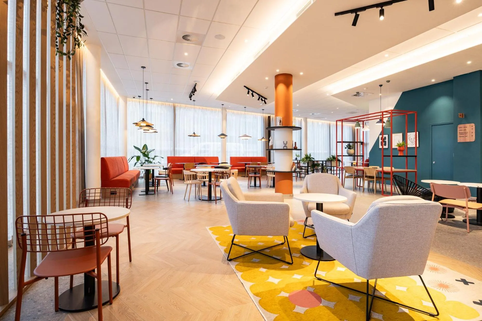 Living room in B&B HOTEL Brussels Airport