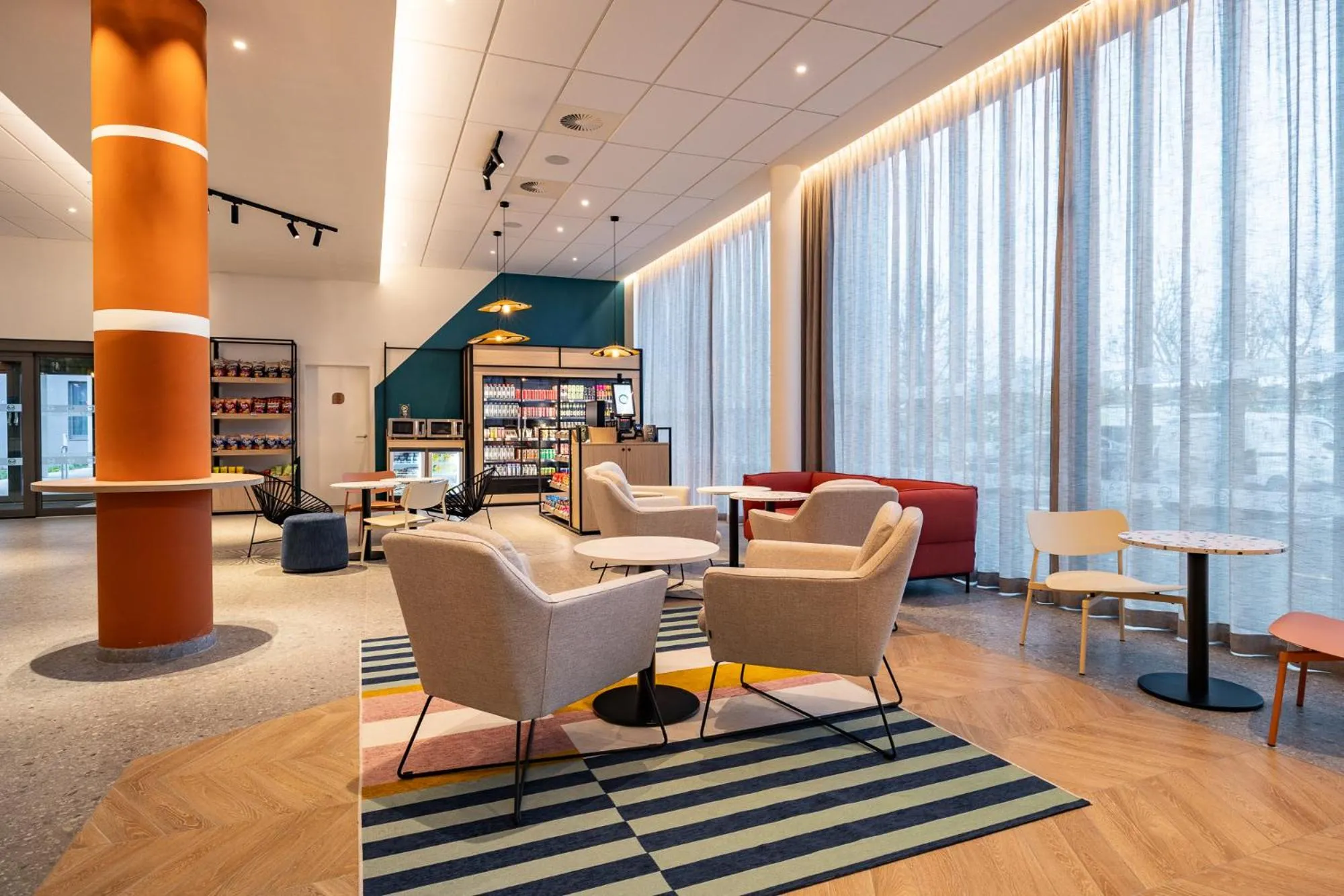 Living room in B&B HOTEL Brussels Airport