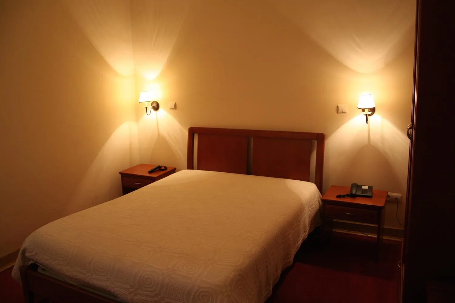 Bed in Residencial Dom Duarte
