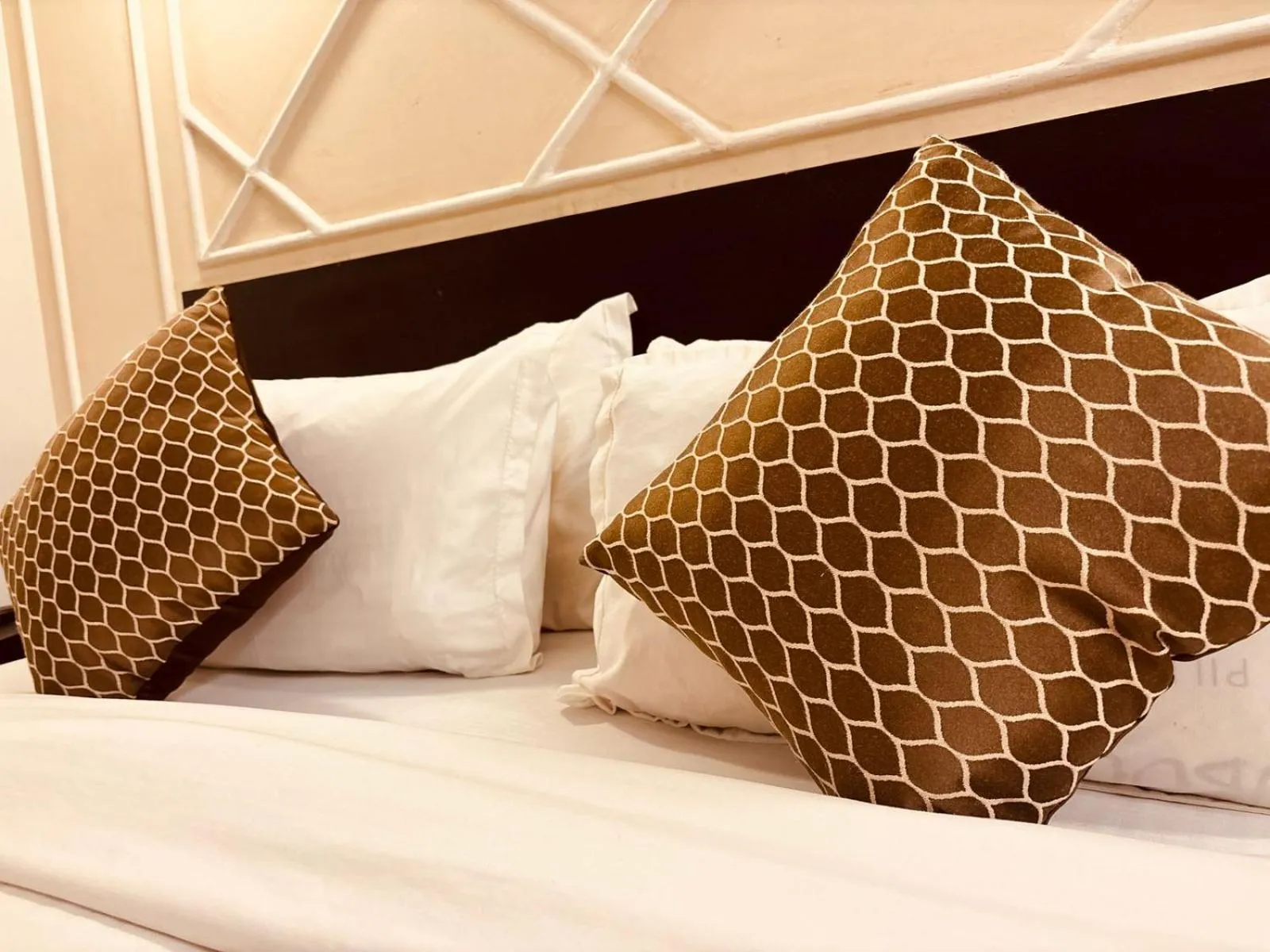 Bed in Majestic Heights Hotel