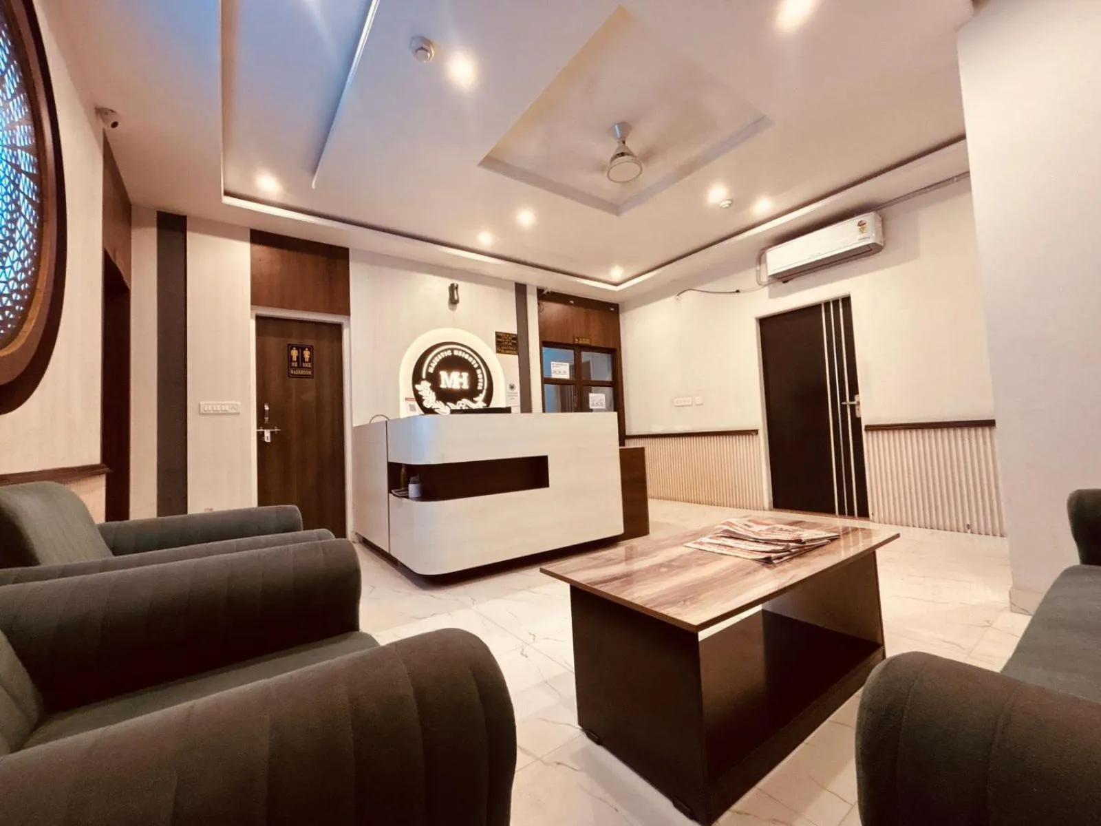 Lobby or reception in Majestic Heights Hotel
