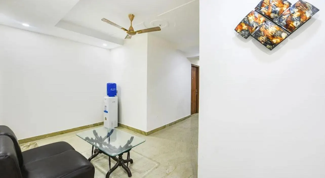 Hotel GreySky Residency