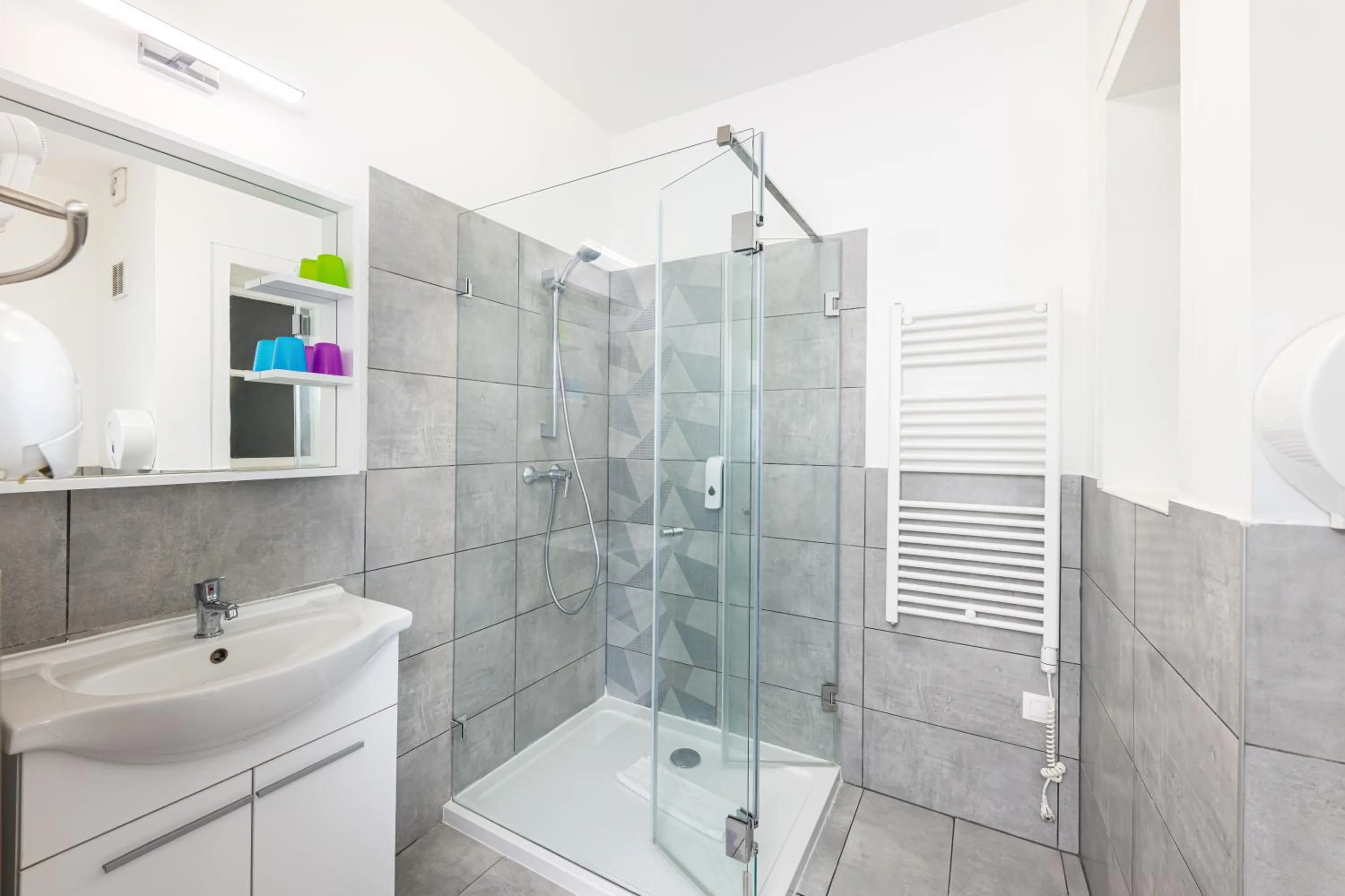 Bathroom in Amber Terrace Studios Downtown