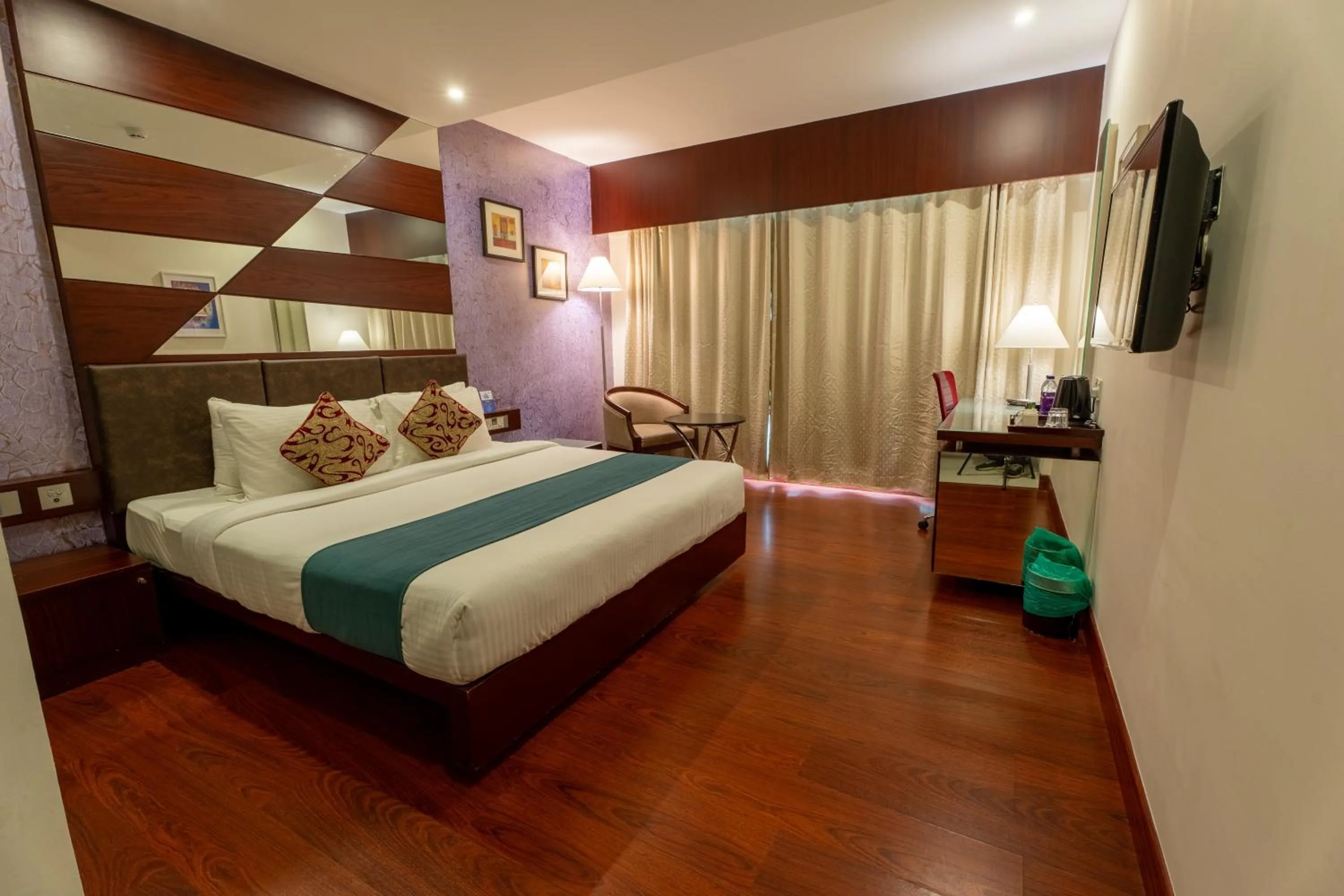 Bedroom, Bed in Olive Downtown