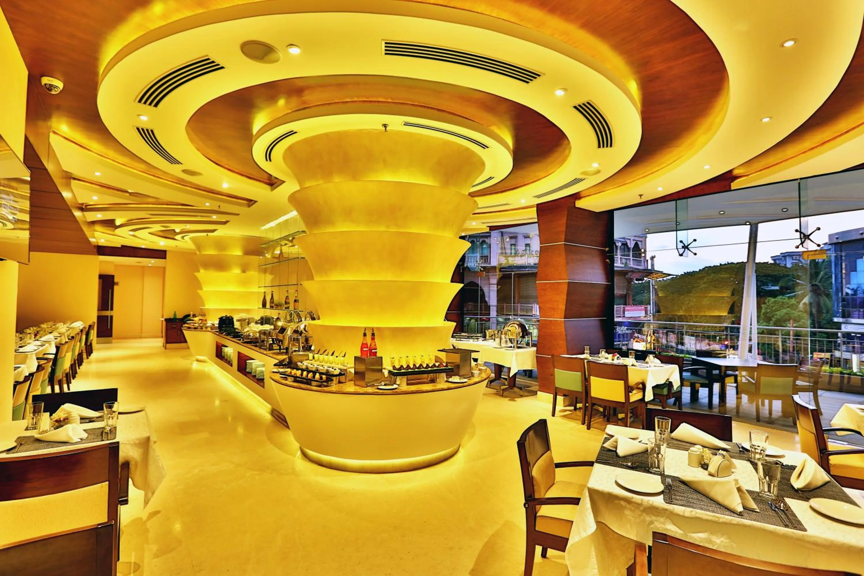 Restaurant/places to eat in Olive Downtown