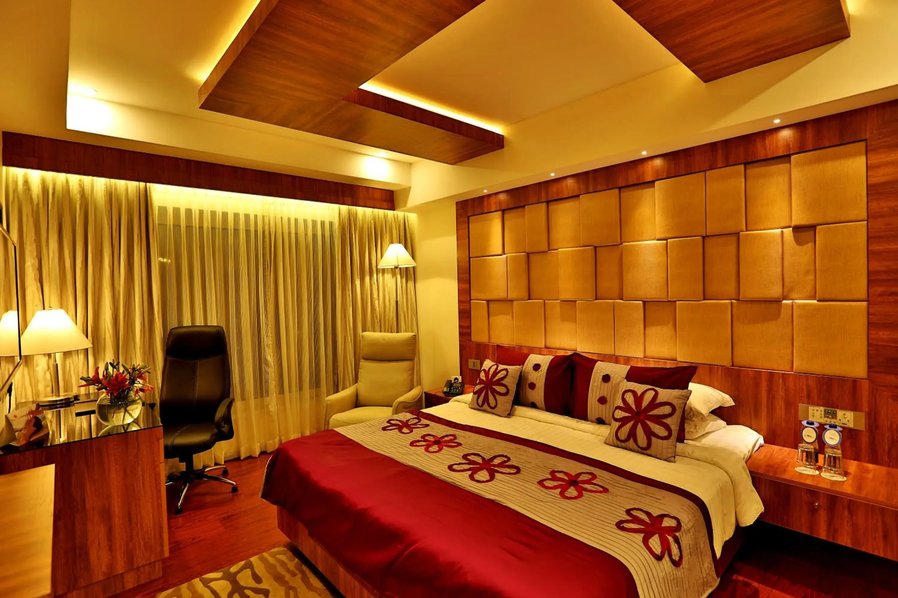 Royal Suite - single occupancy in Olive Downtown Royal Suite - single occupancy in Olive Downtown